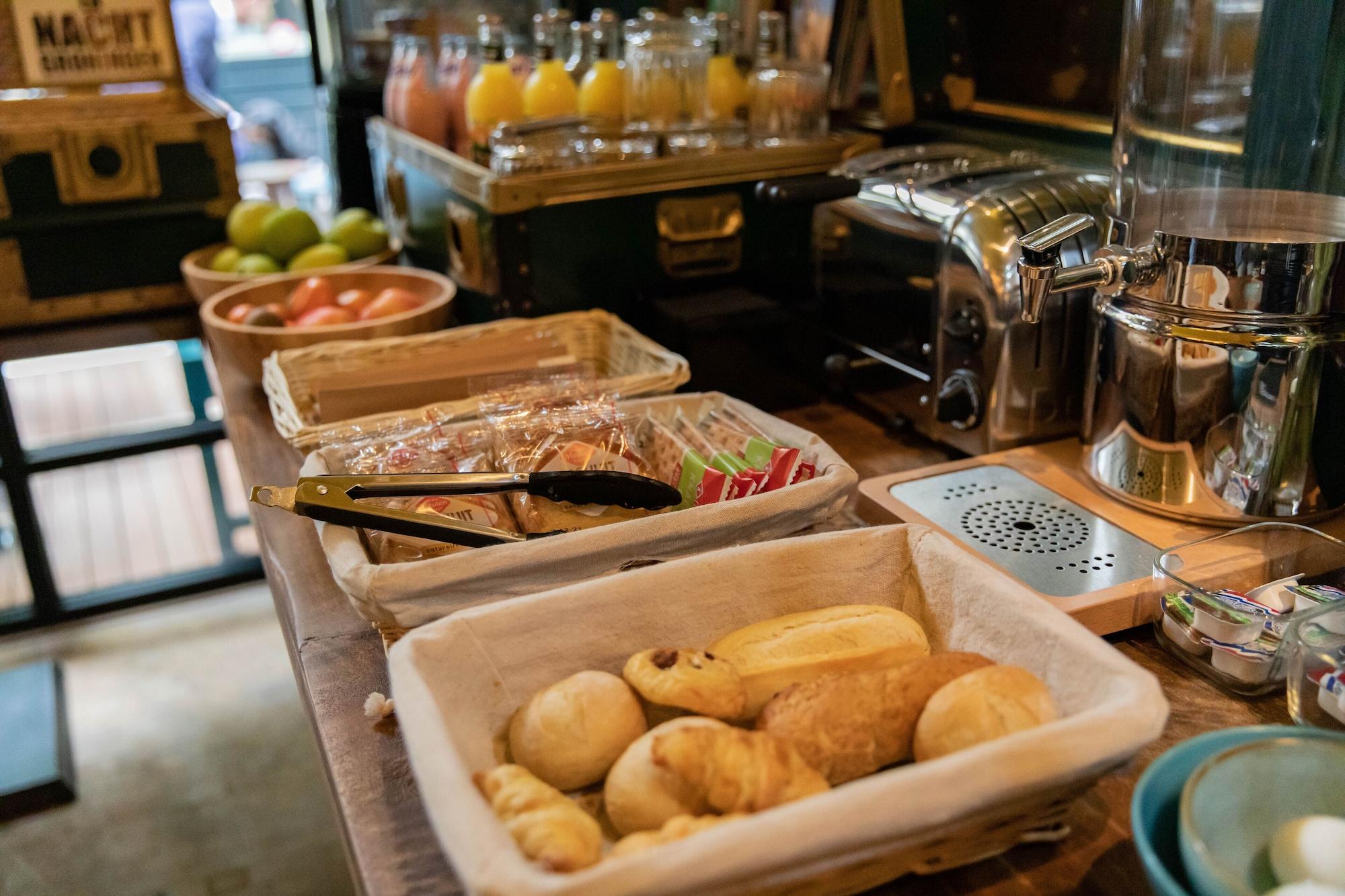 The Happy Traveler - Guesthouse Groningen