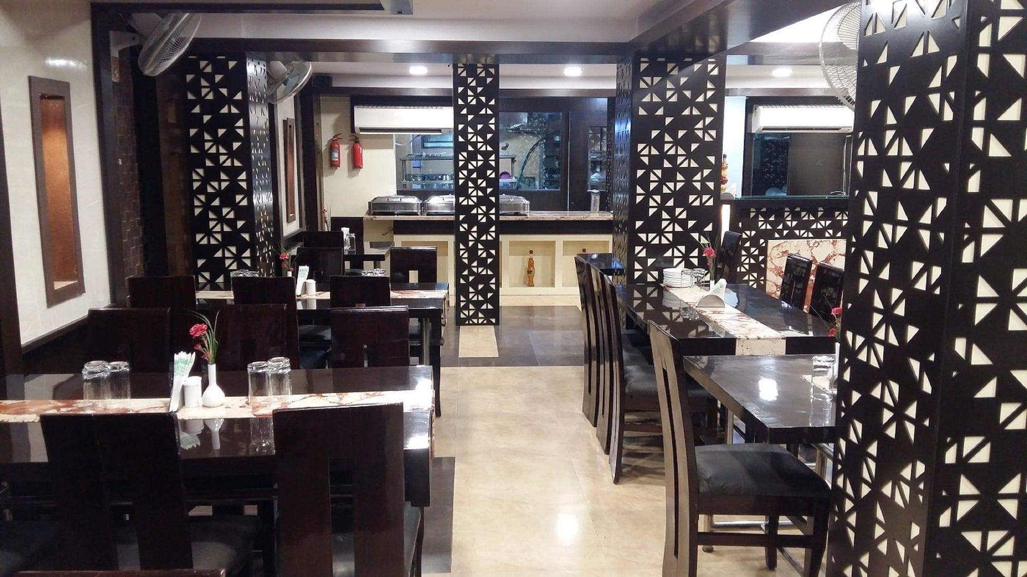 Hotel Rahul