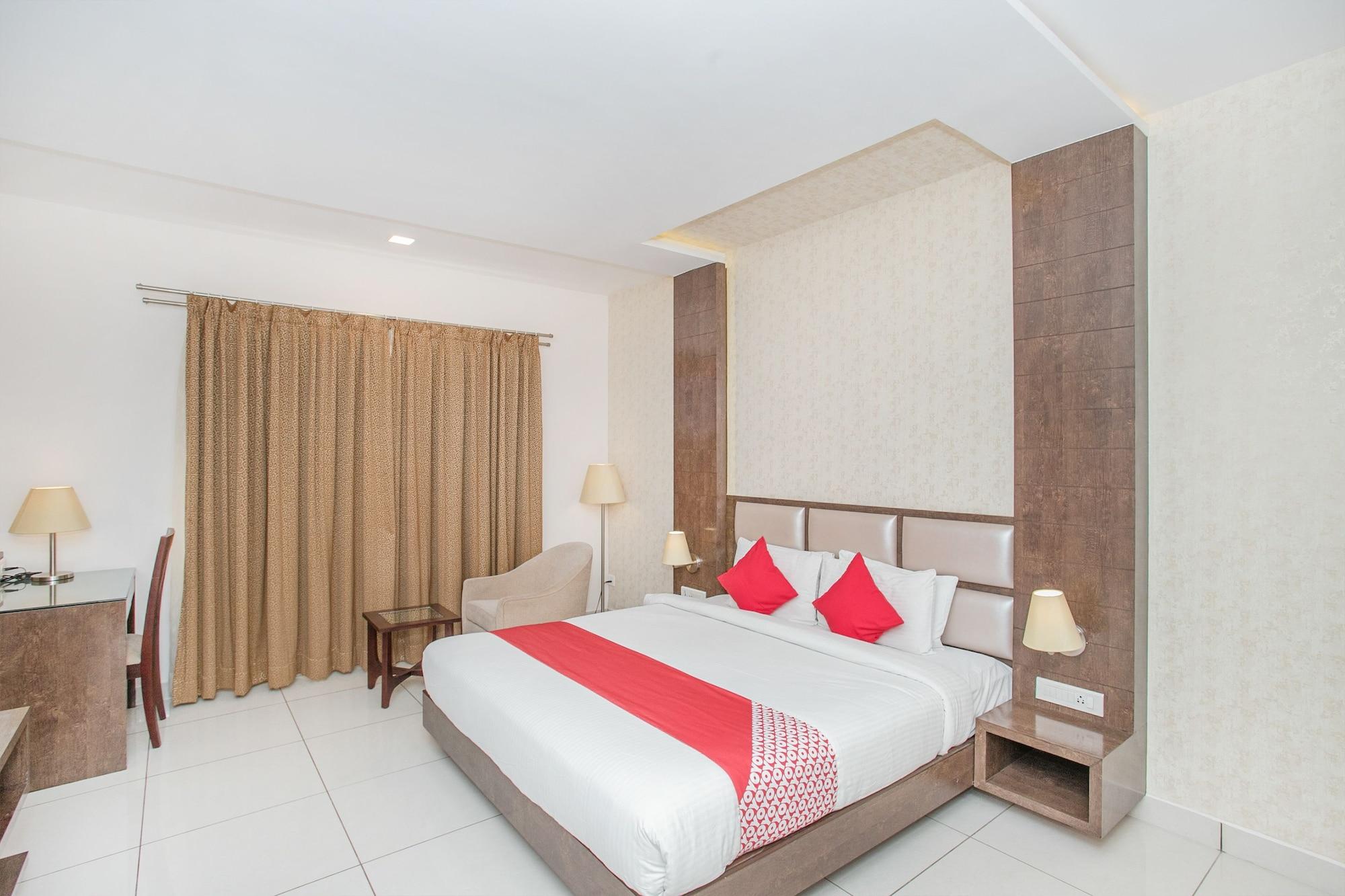 6593 West Fort Hotel