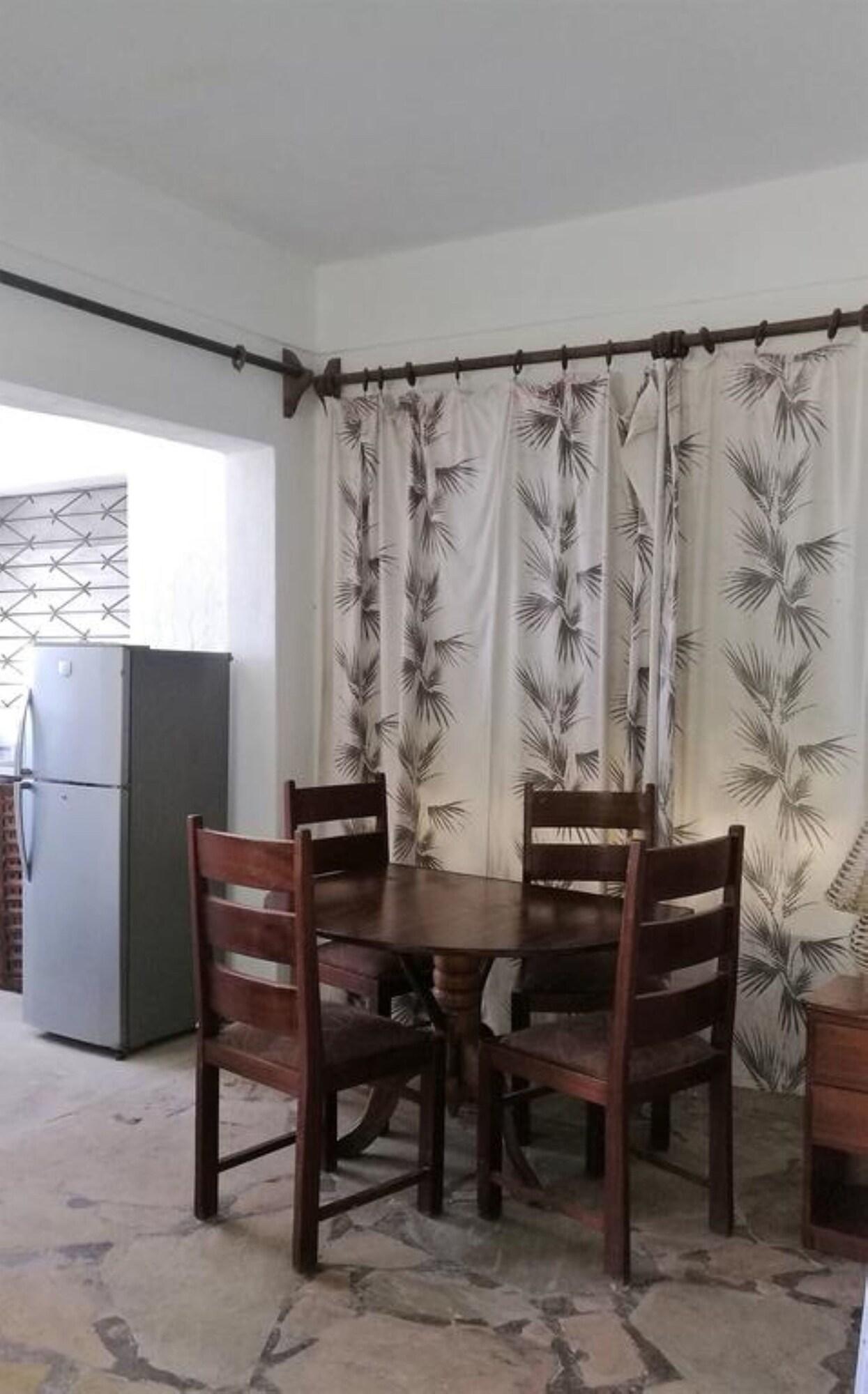 Cooke Villa