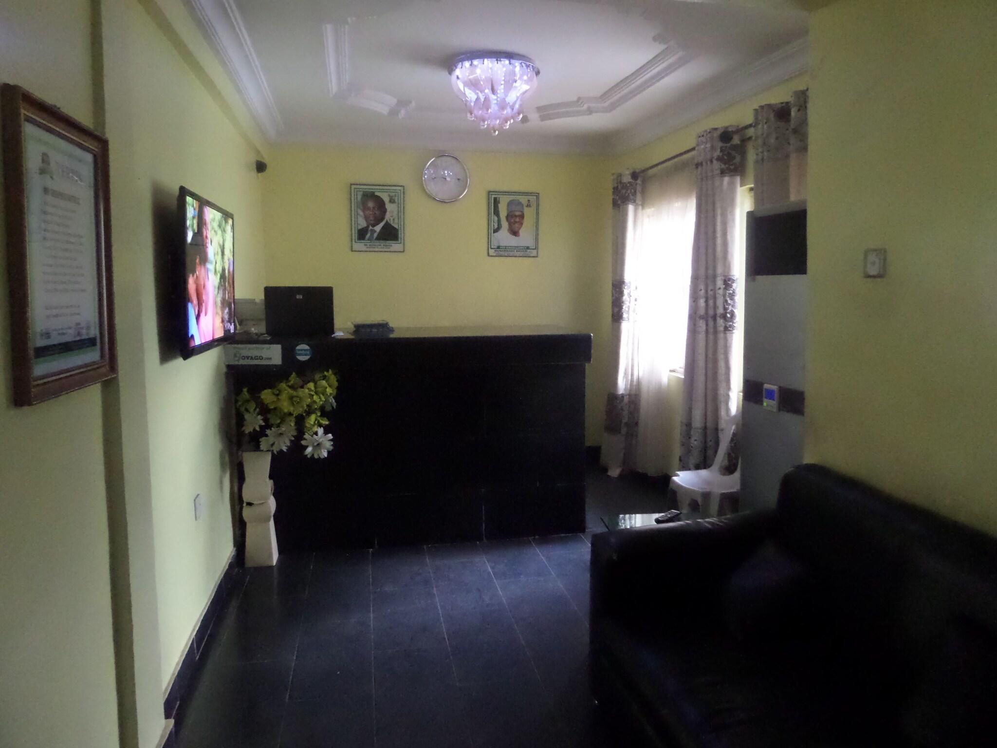 Terris Hotel And Suites