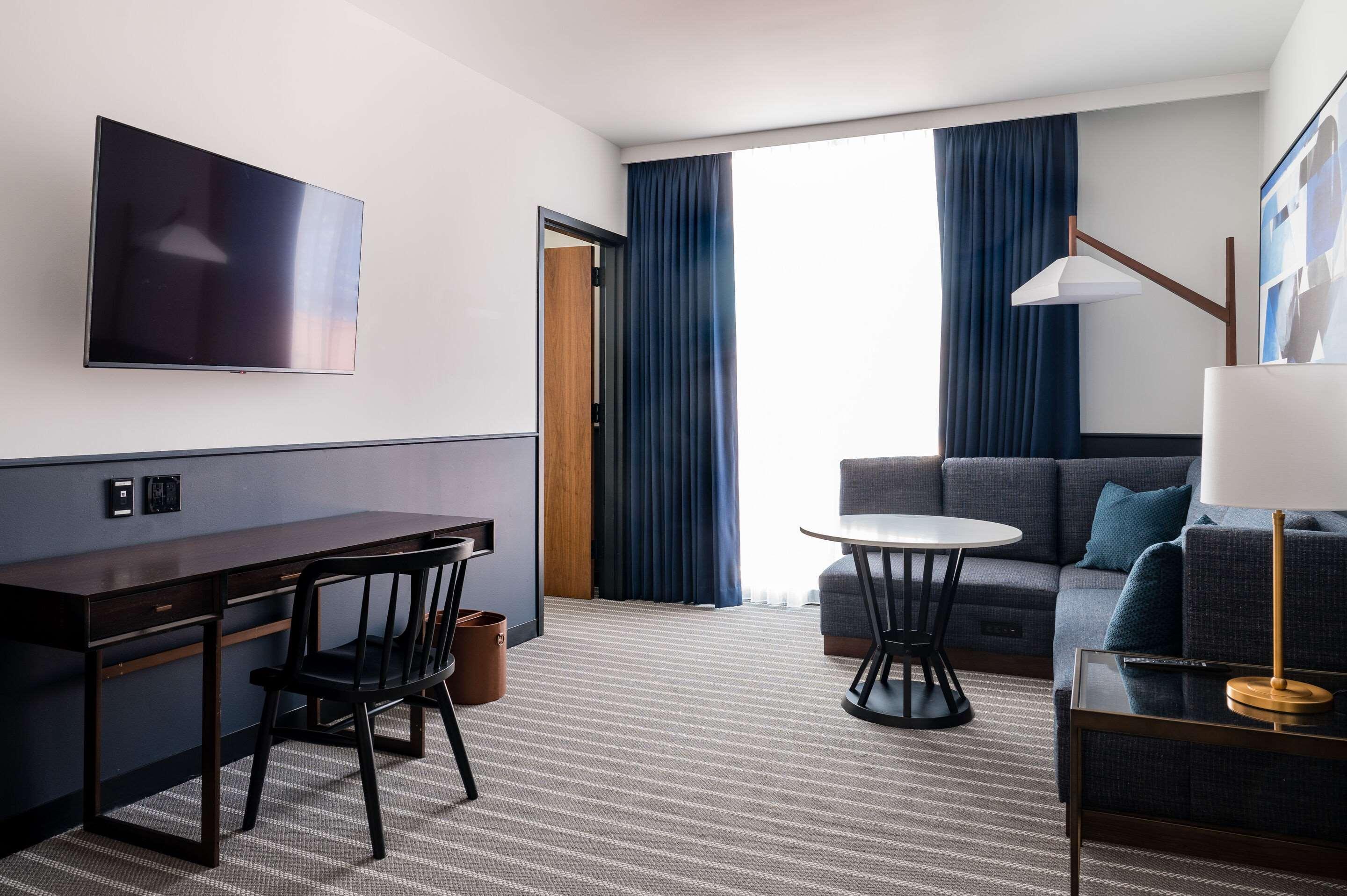 Cambria Hotel Boston Somerville