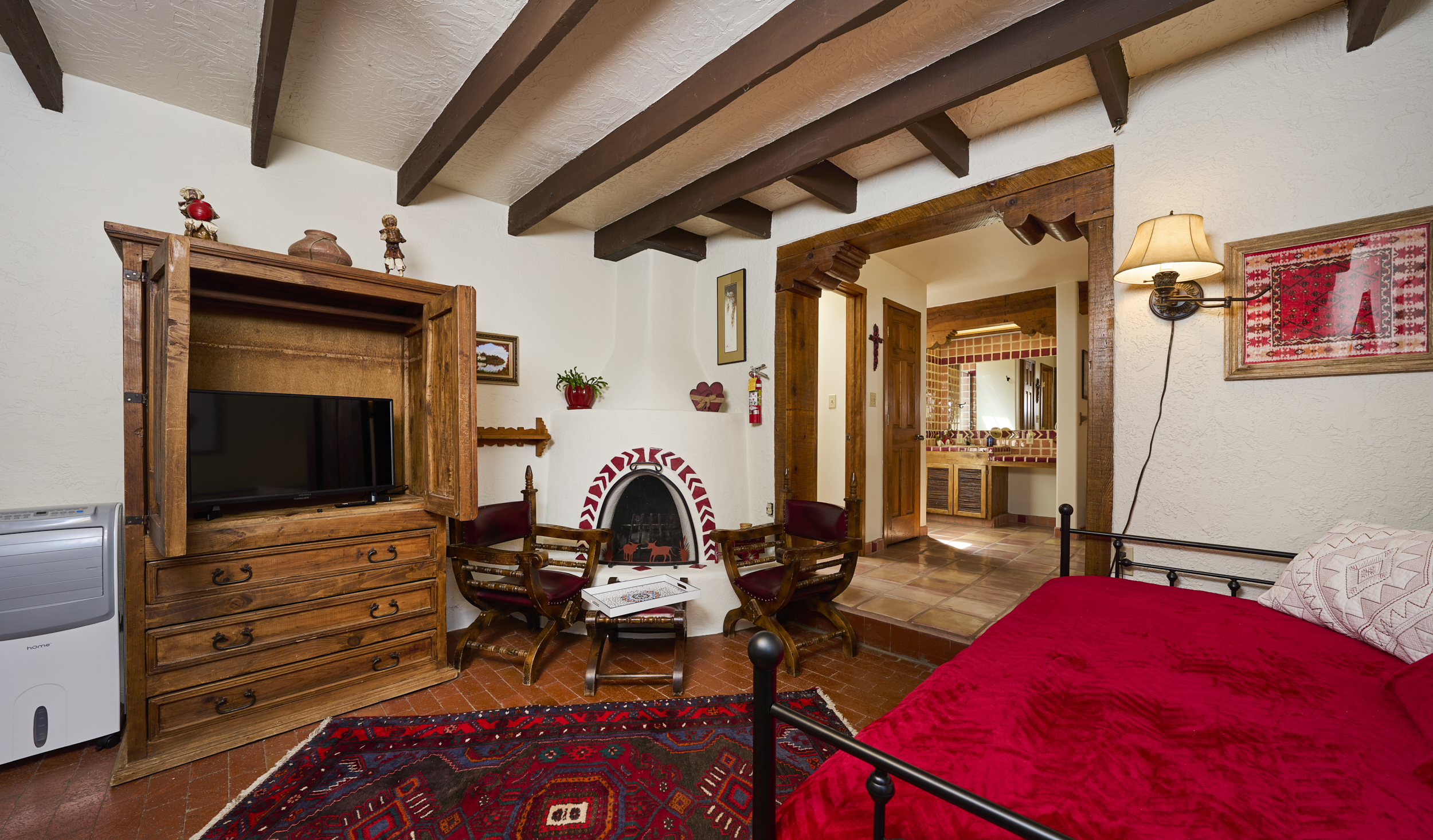 Loba Luna Bed and Breakfast, LLC