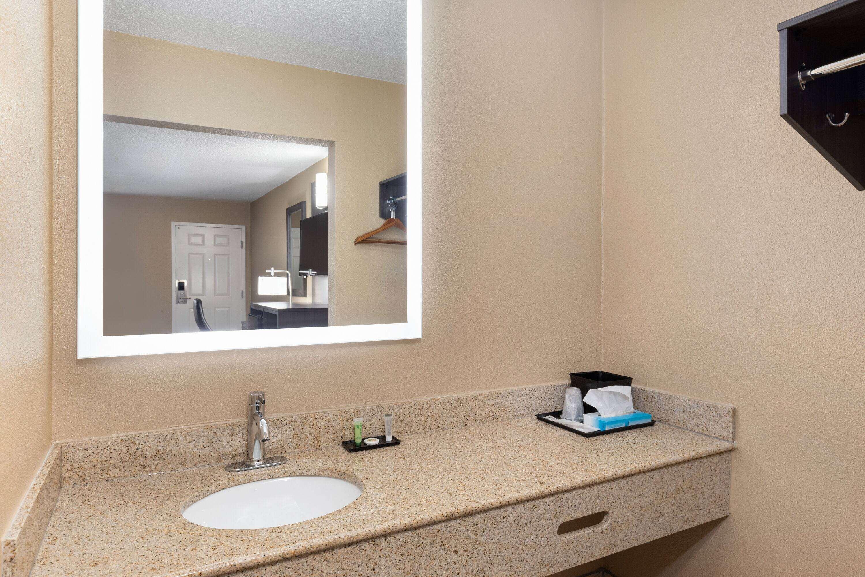 Super 8 by Wyndham Paducah