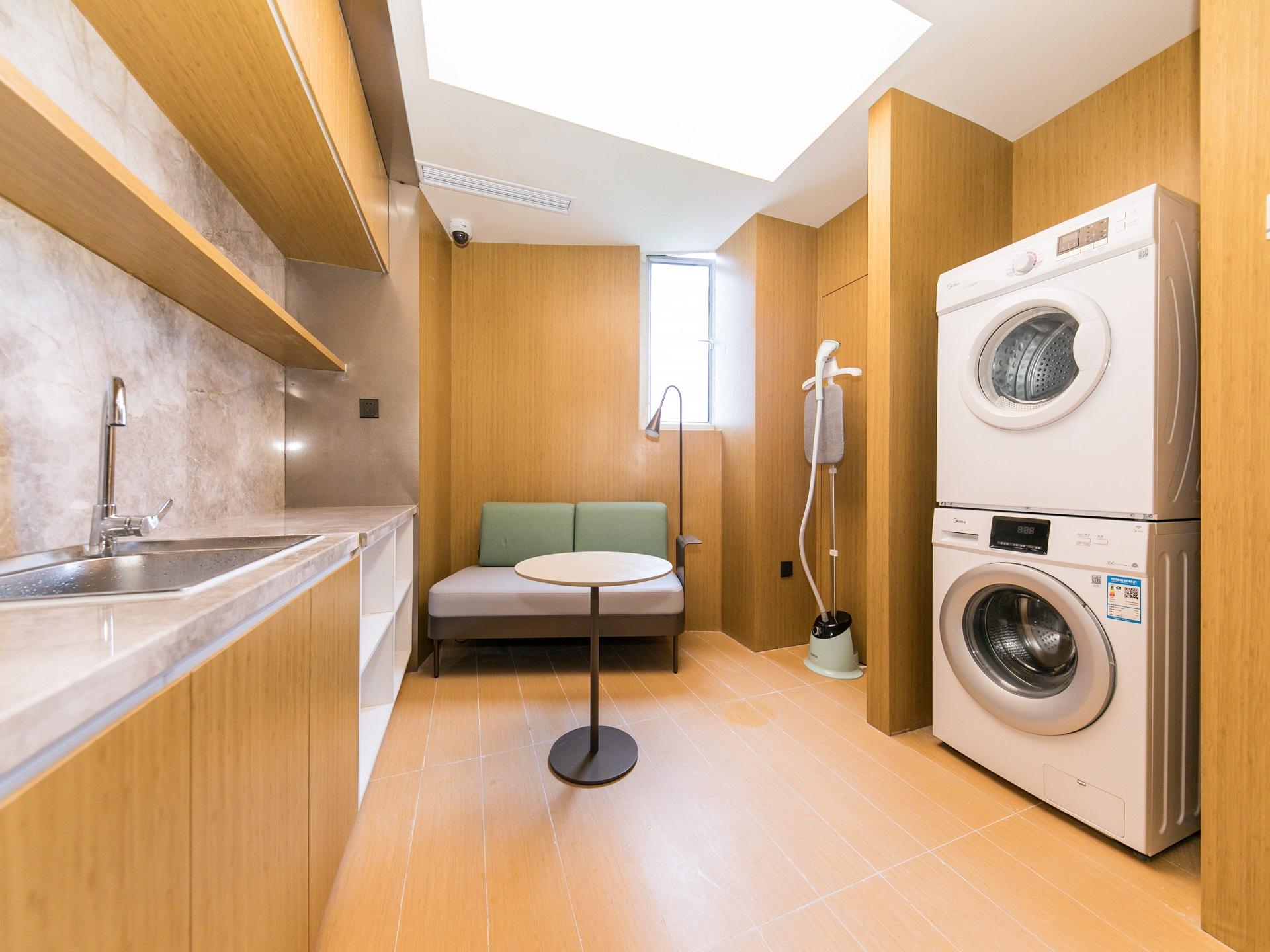 JI Hotel Shanghai People's Square North Cheng