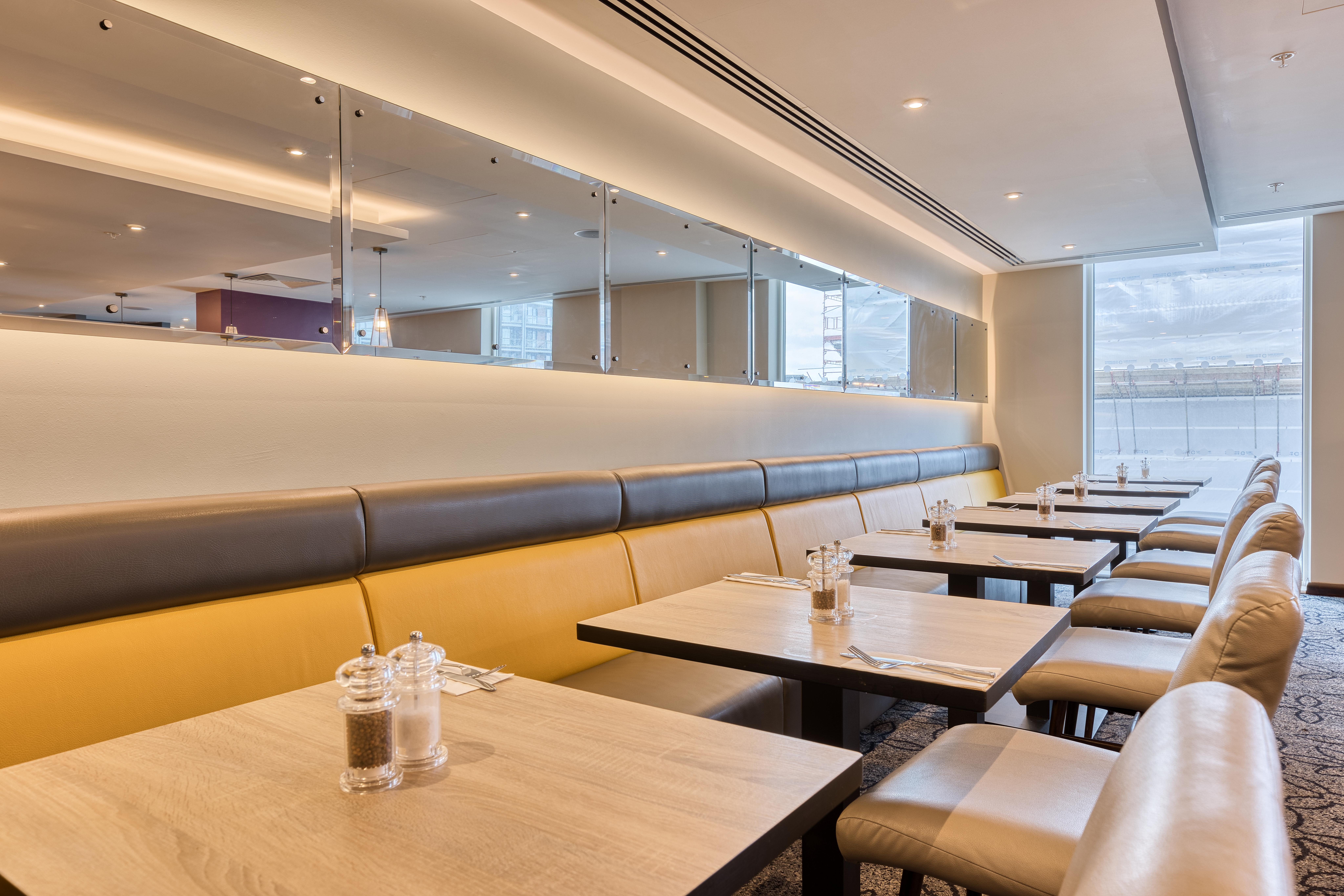 Premier Inn London Docklands - Canning Town