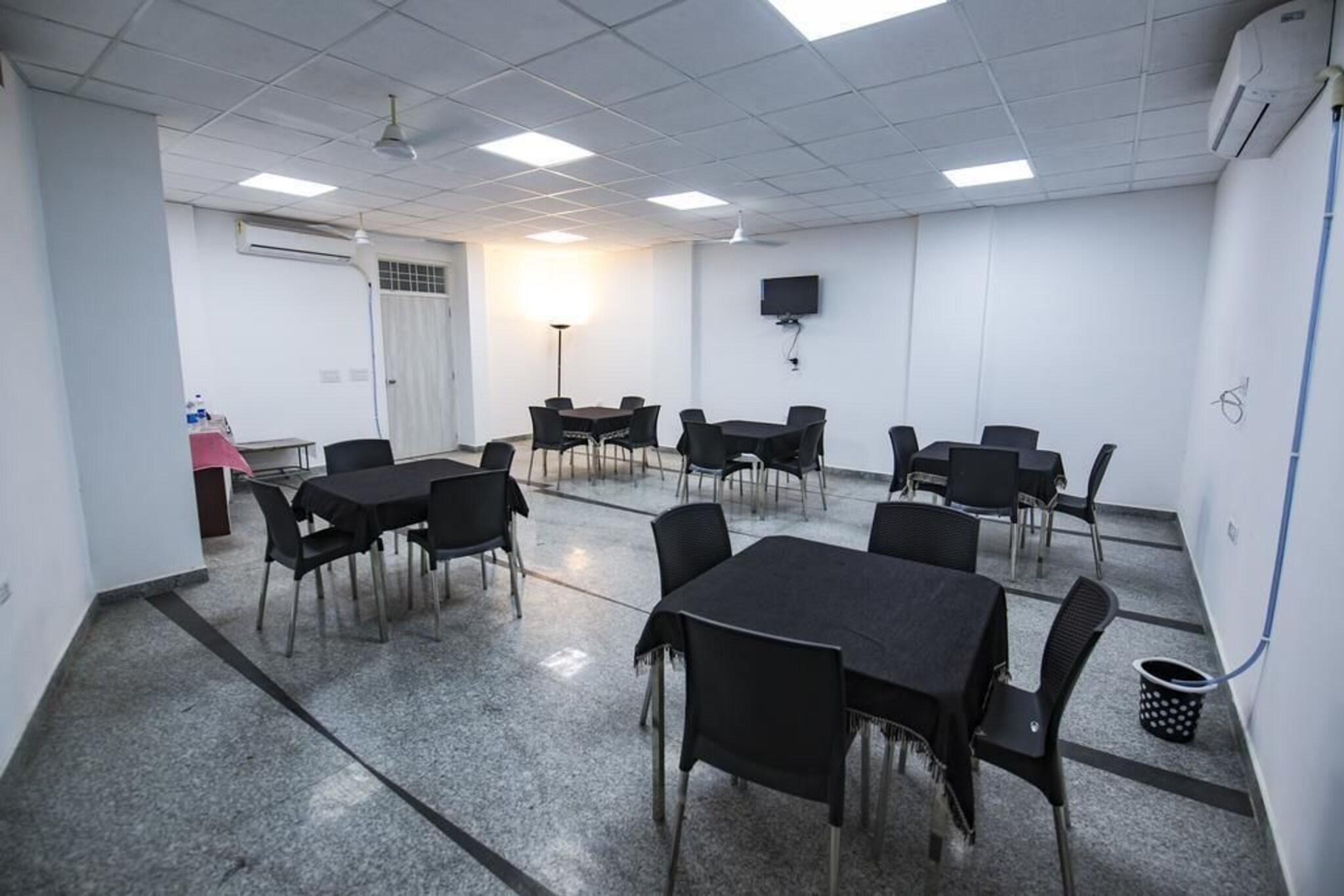 Tuma Club House