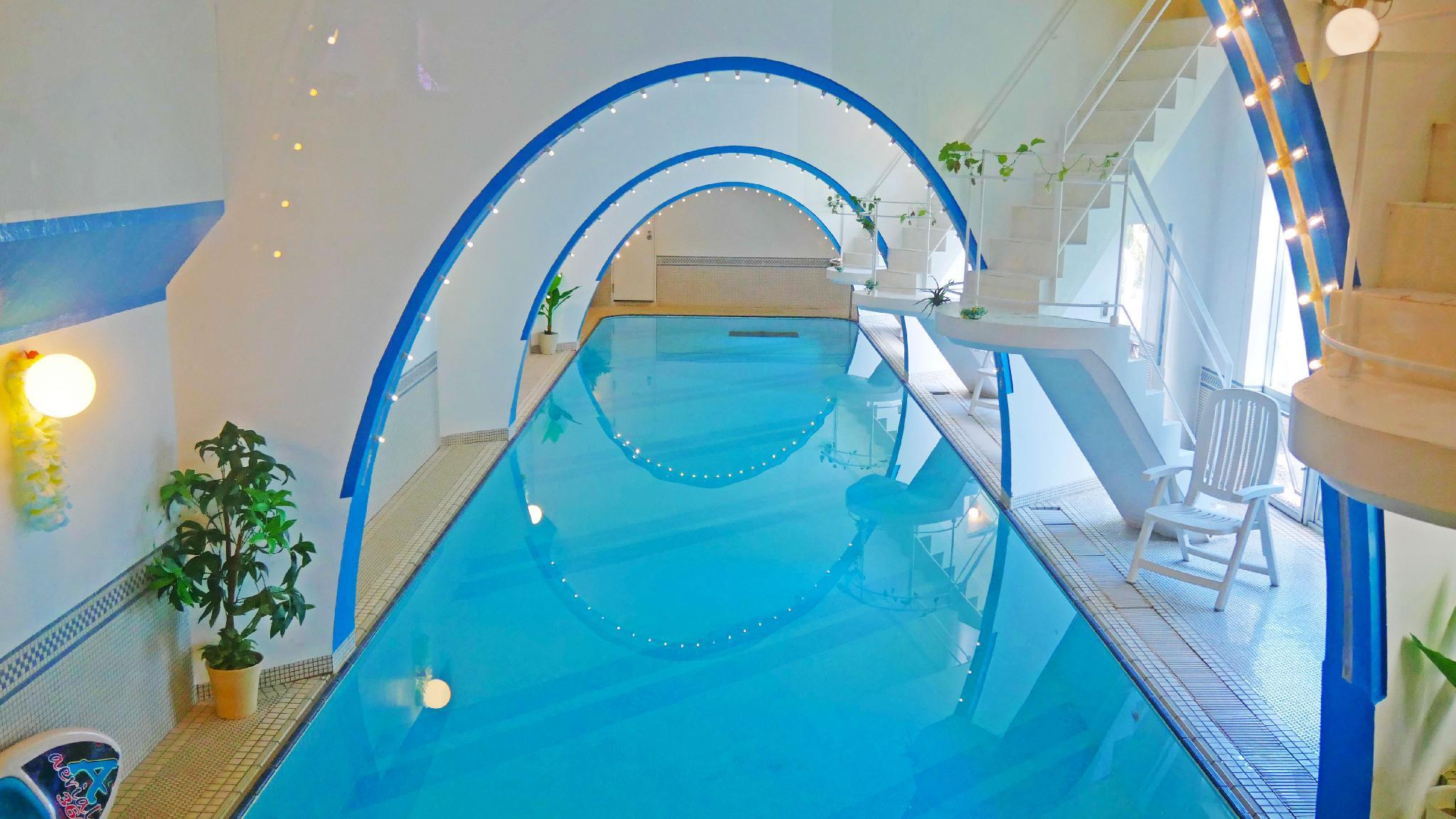 Coral Garden 7 Pools