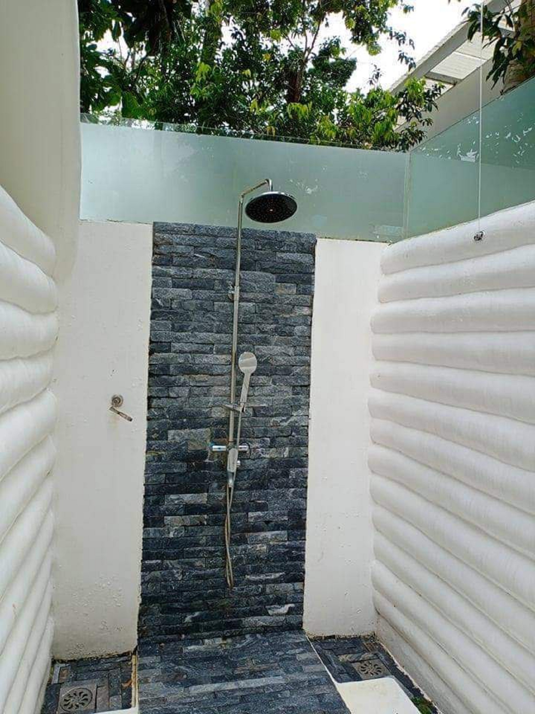 Moonlight Resort by null