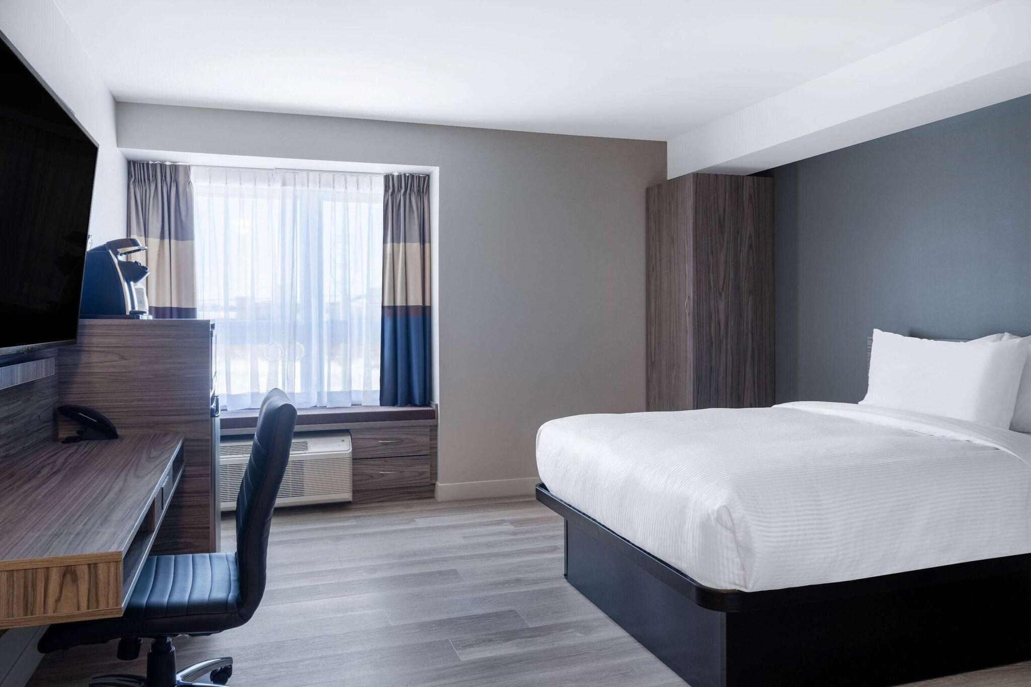Microtel Inn & Suites By Wyndham Kanata