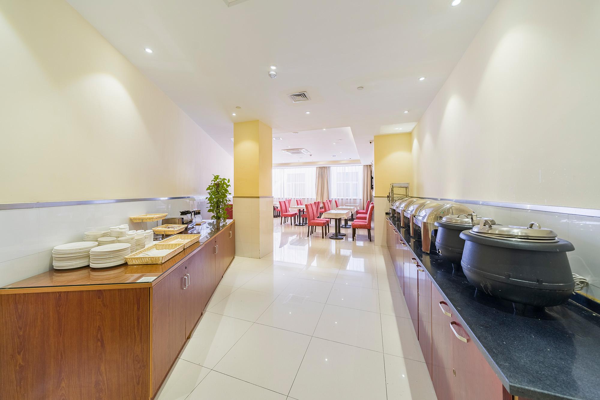 Hanting Hotel Shanghai Daning Lingshi Park