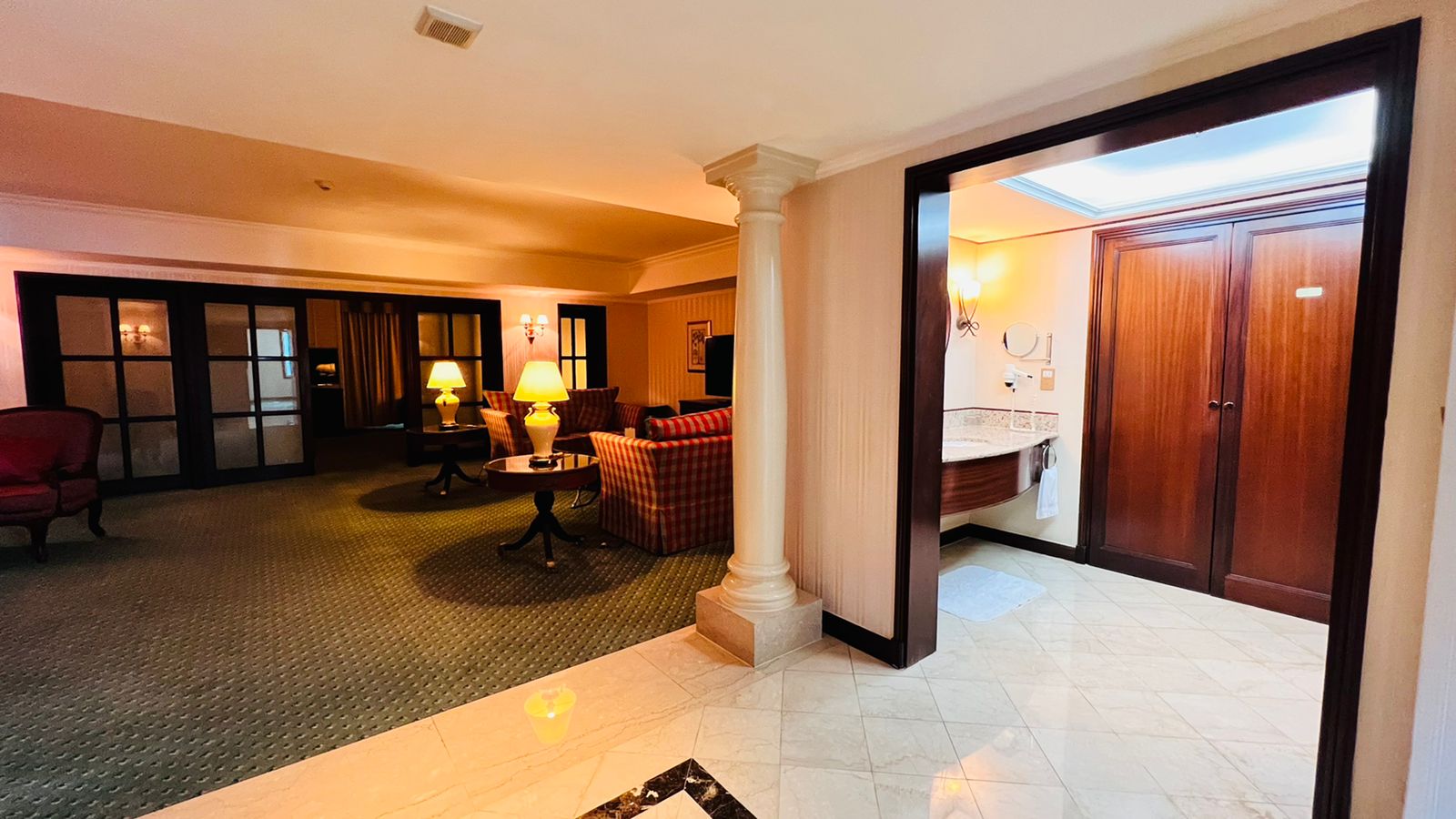 Suite, classic
