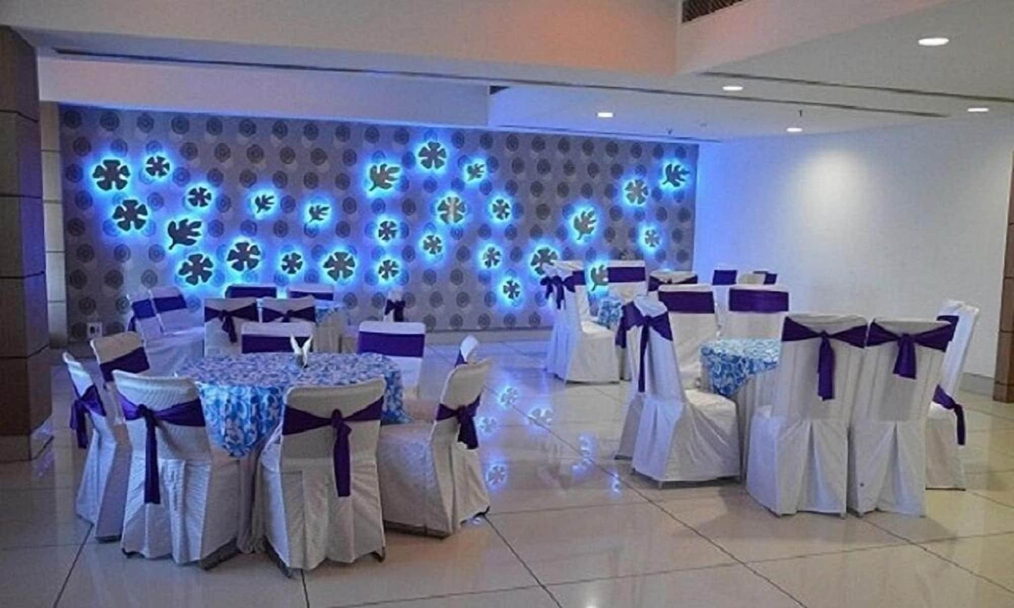 The Royal Paradise