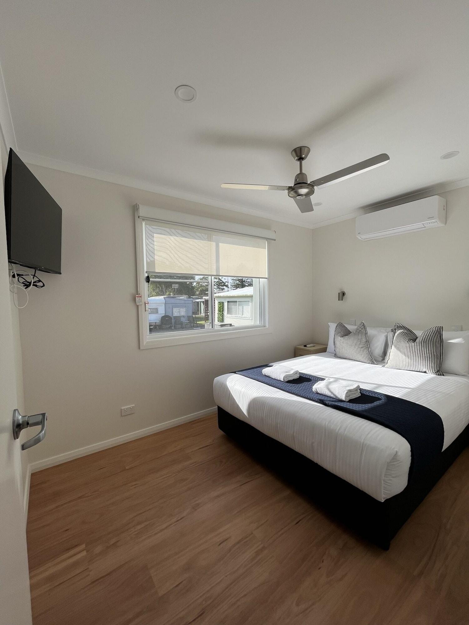 Room 3, Shelly Beach Holiday Park, Wyong - South and West