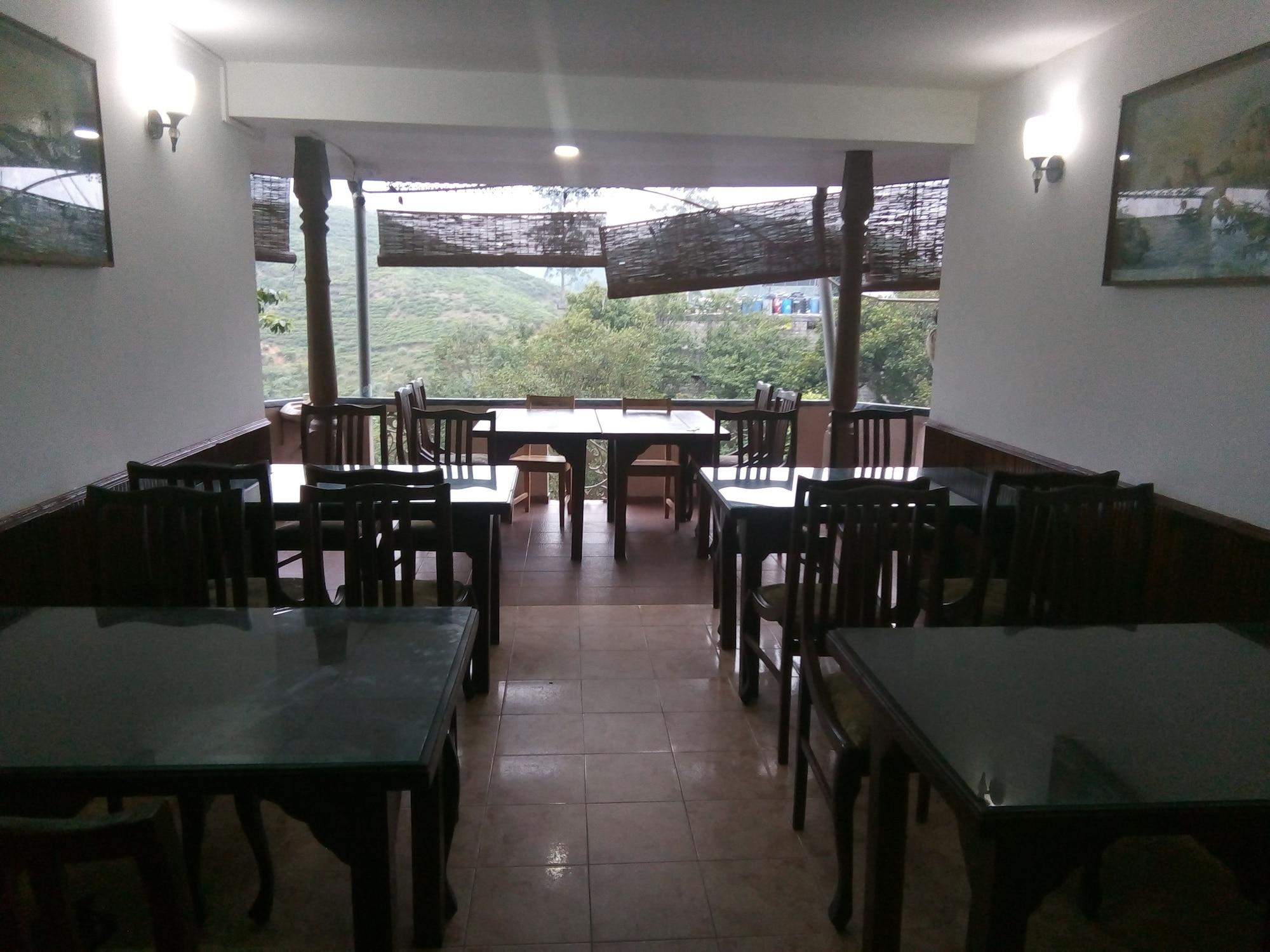 Hotel Hill View