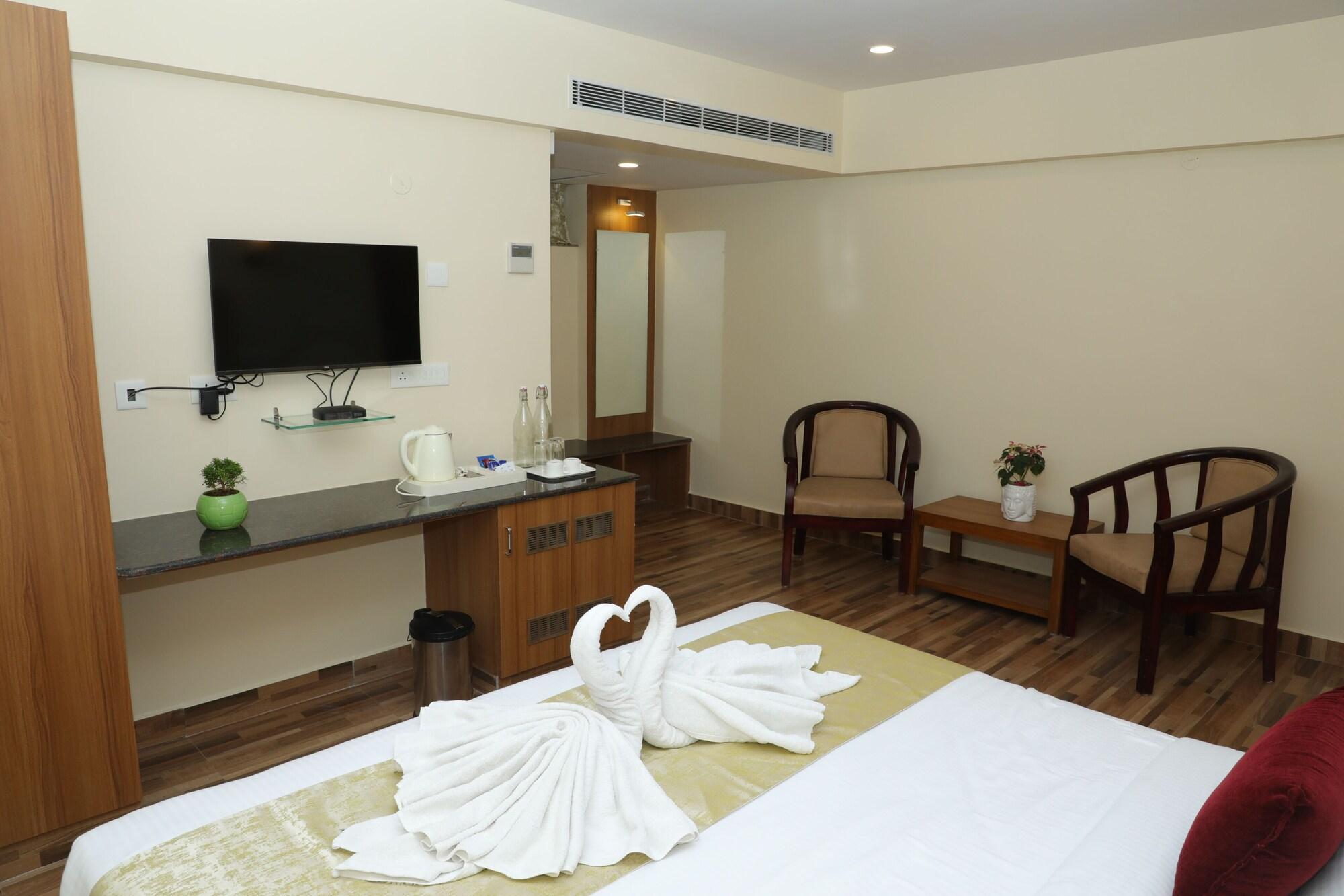 Gadiraju Palace Convention Centre & Hotel