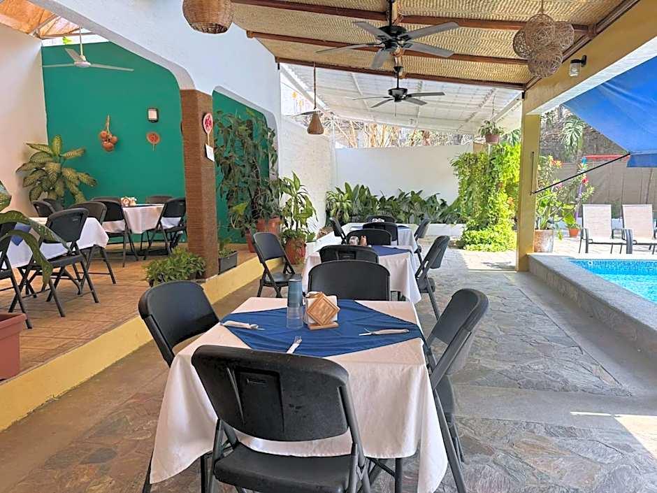 Hotel Arenas Del Pacifico