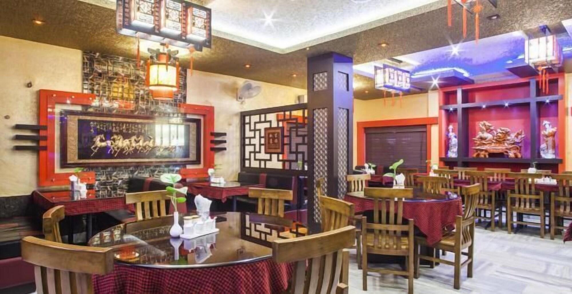 Hotel Lee Garden