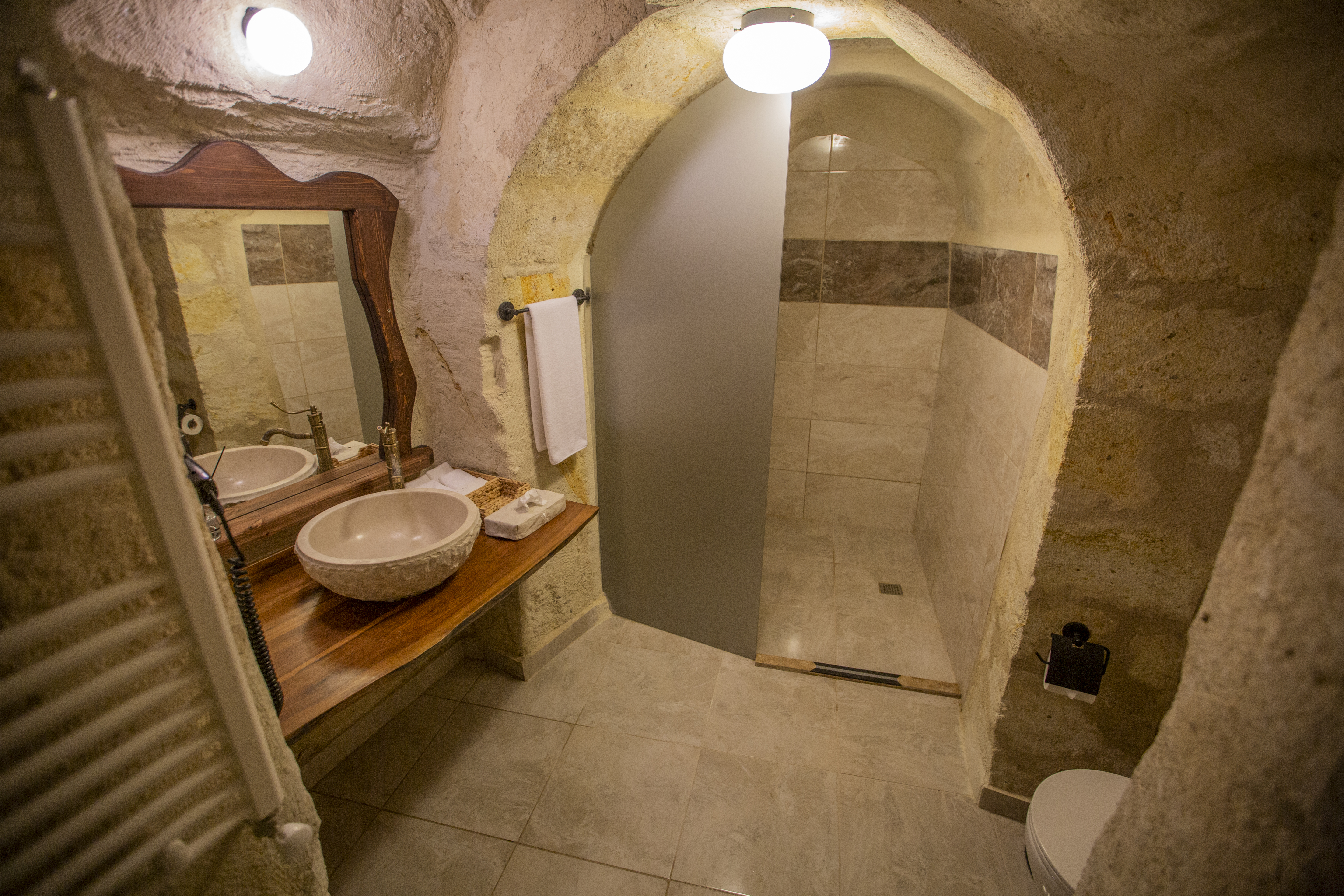 Dokya Hotel