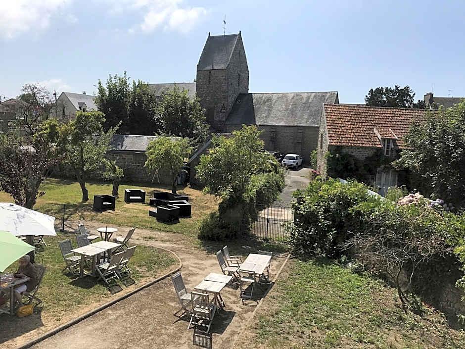 Auberge De Carolles