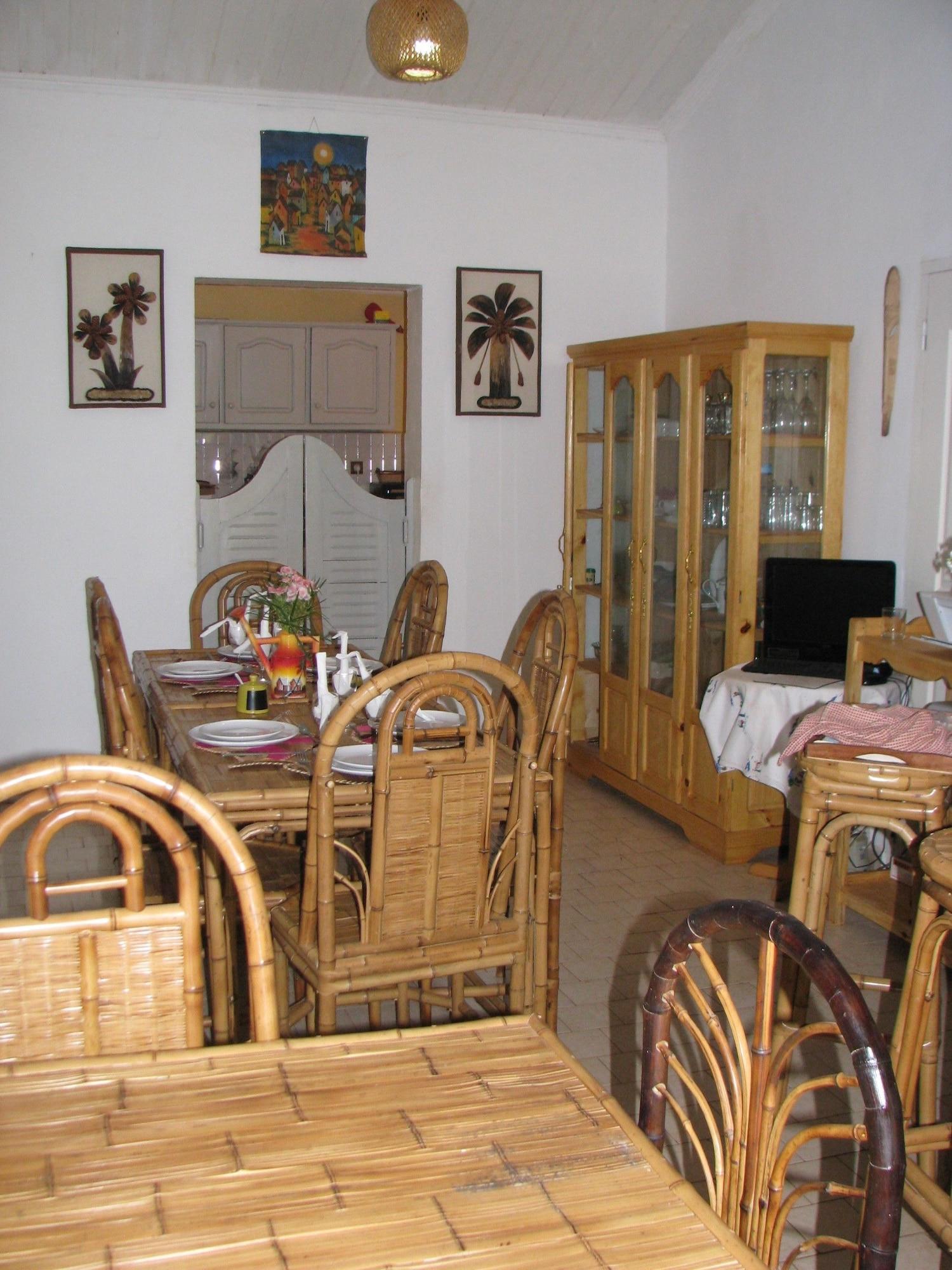 Avamada Lodge by null