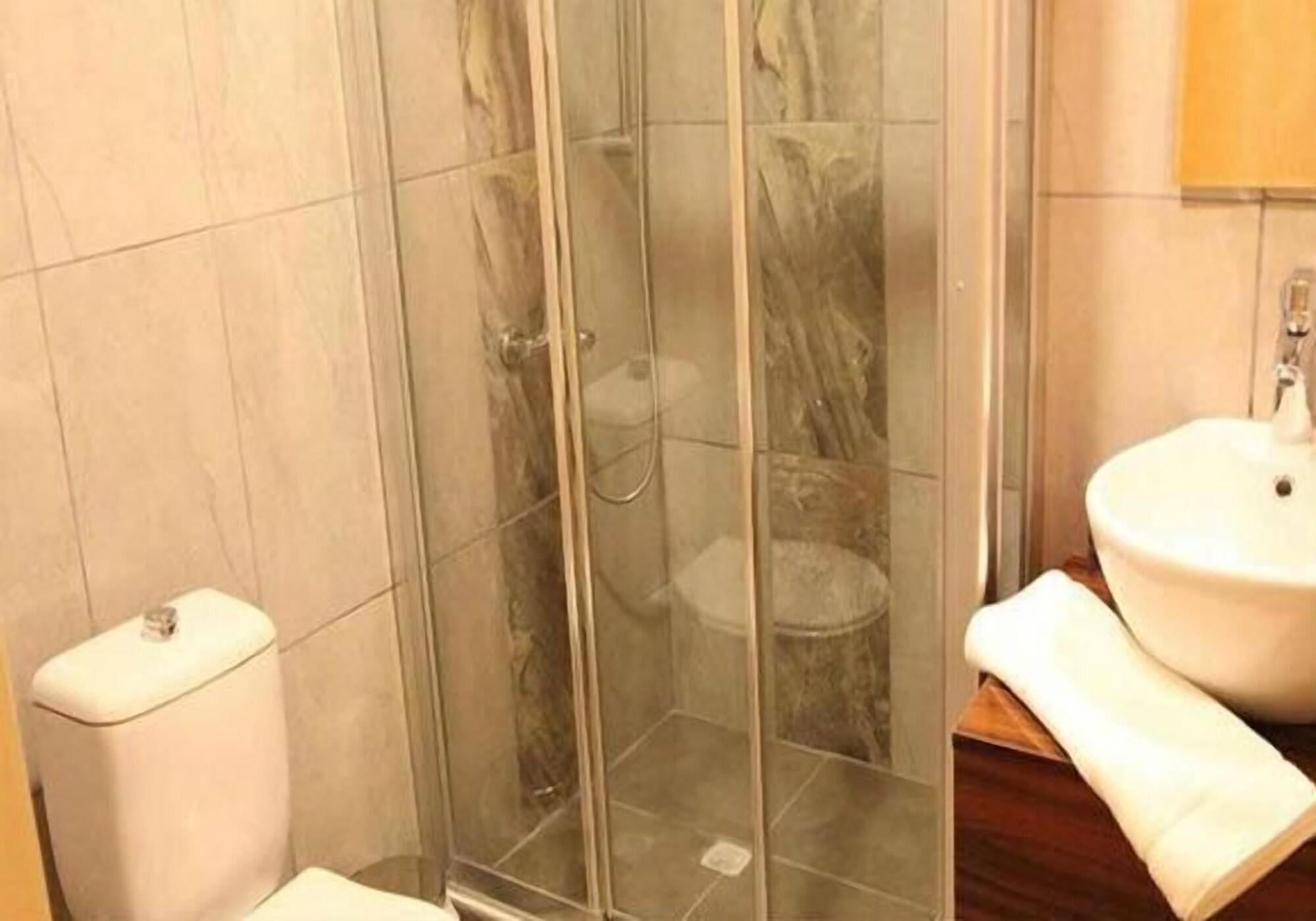 Lucid Otel