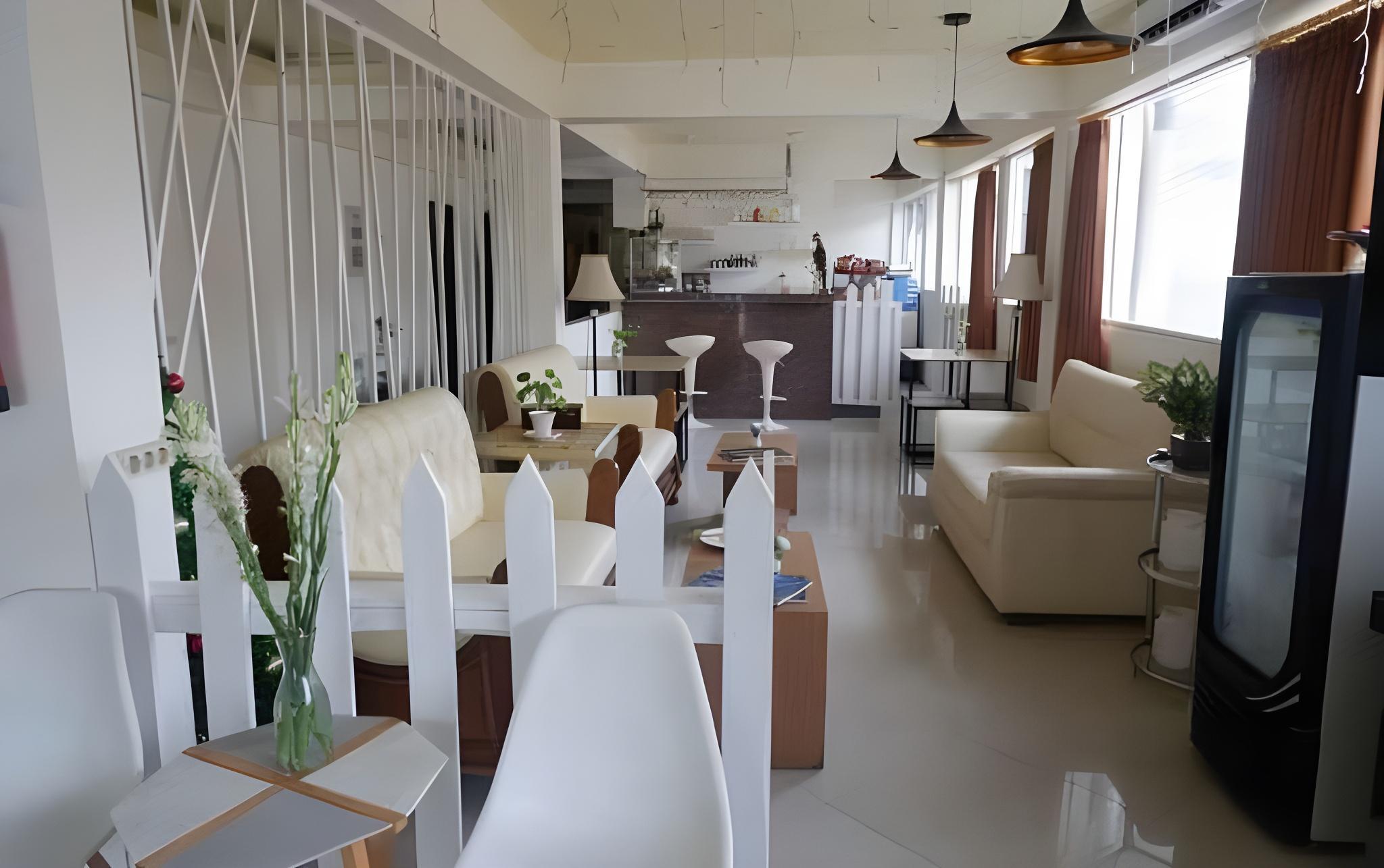 Exterior & Views 3, Votel Hotel Depratnya Kediri, Kediri