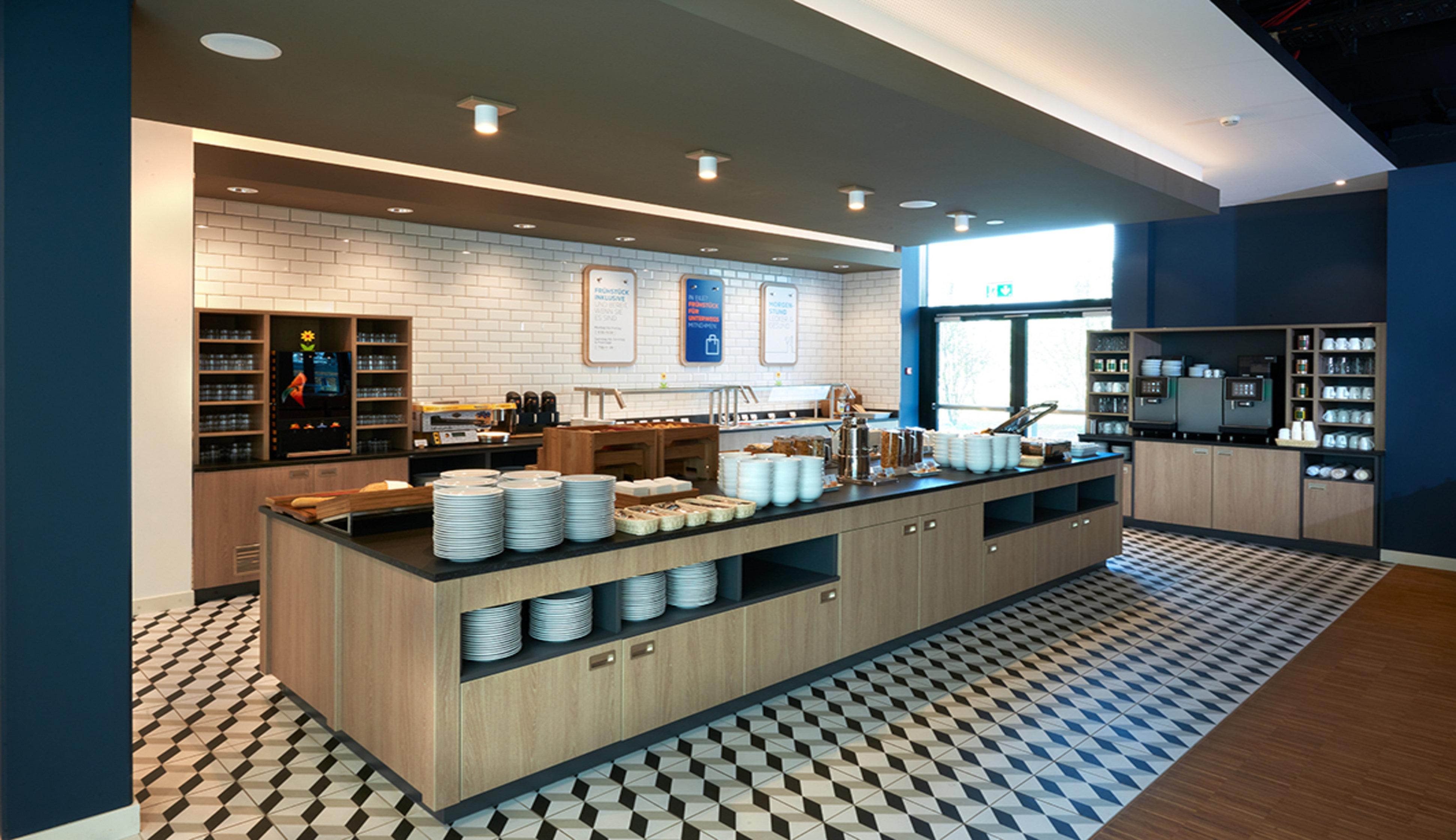 Holiday Inn Express And Suites Basel - Allschwil