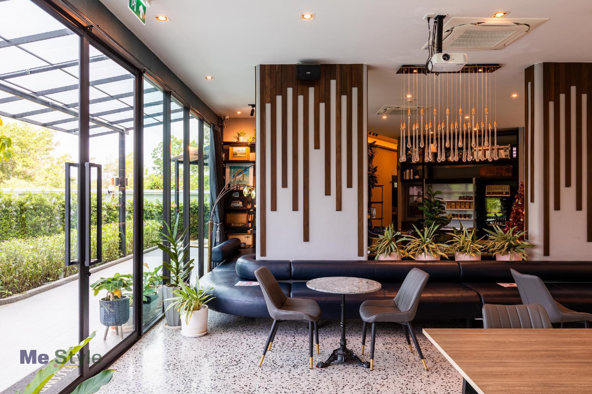 Hotel Scarlett