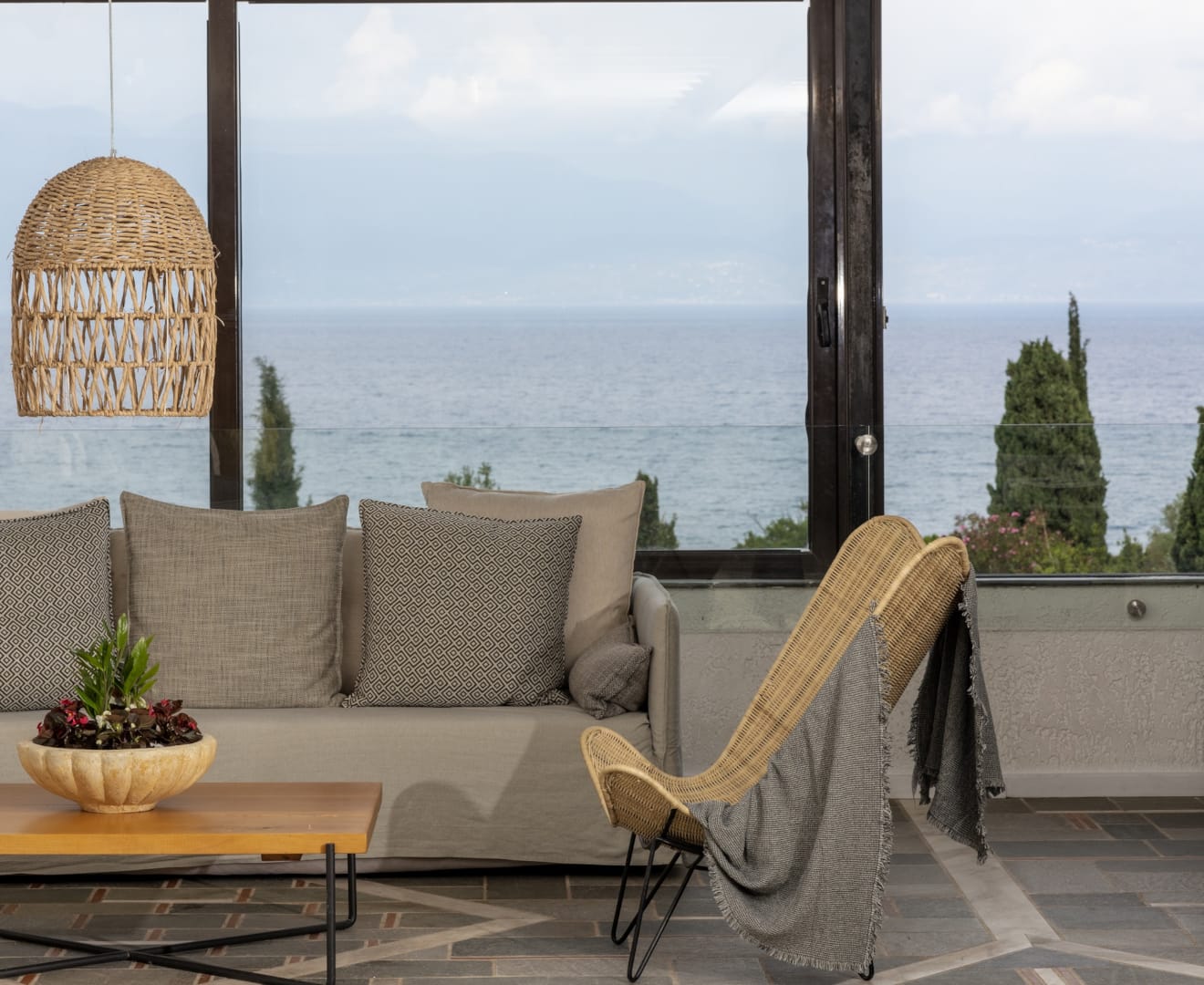 Sunrise Village Beach Hotel - Poză