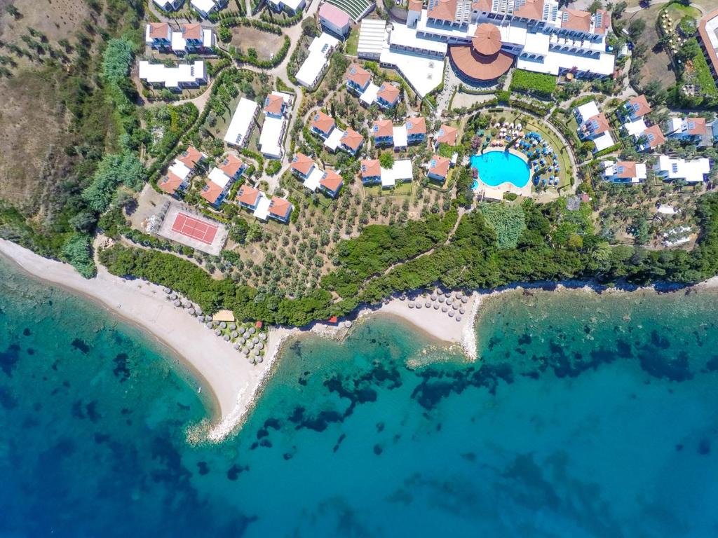 Sunrise Village Beach Hotel - Poză