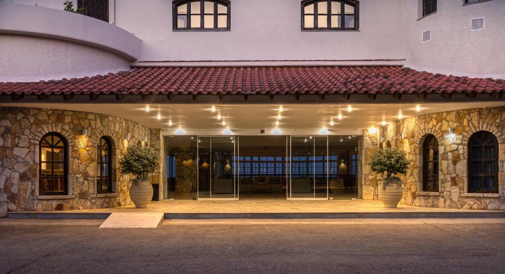 Sunrise Village Beach Hotel - Poză