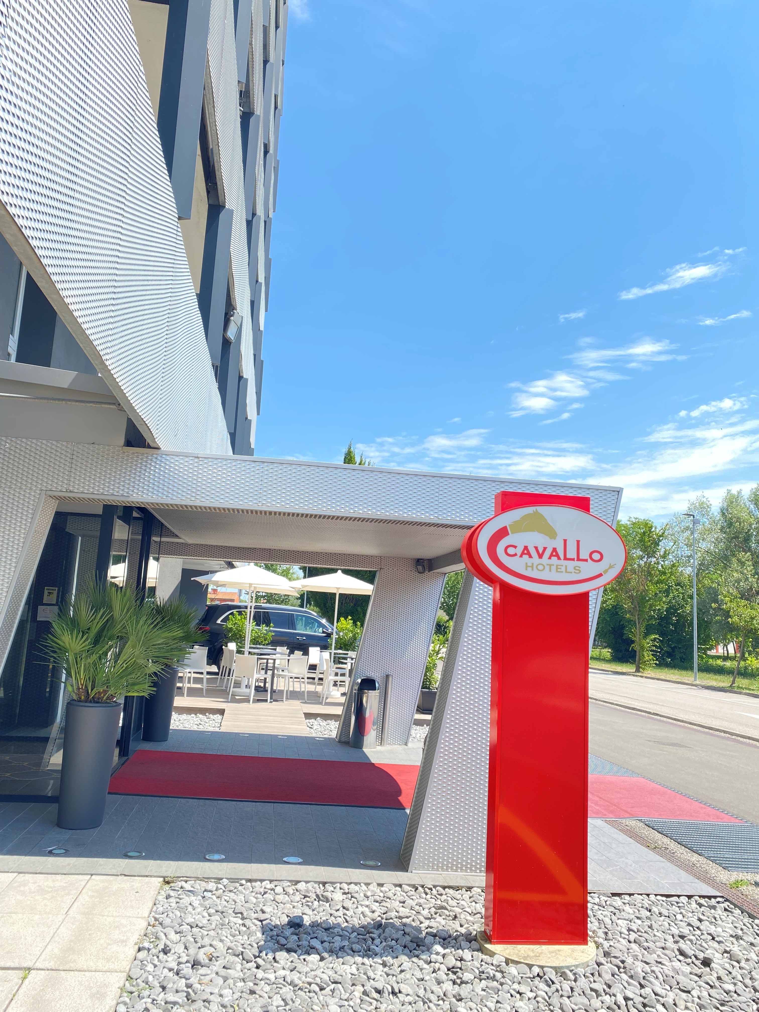 Cavallo Hotel Noventa
