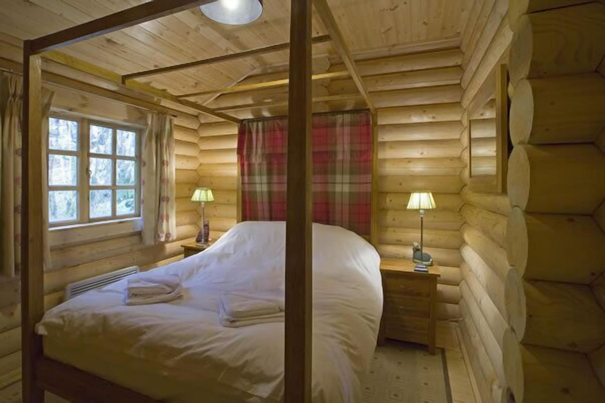 Bcc Loch Ness Log Cabins