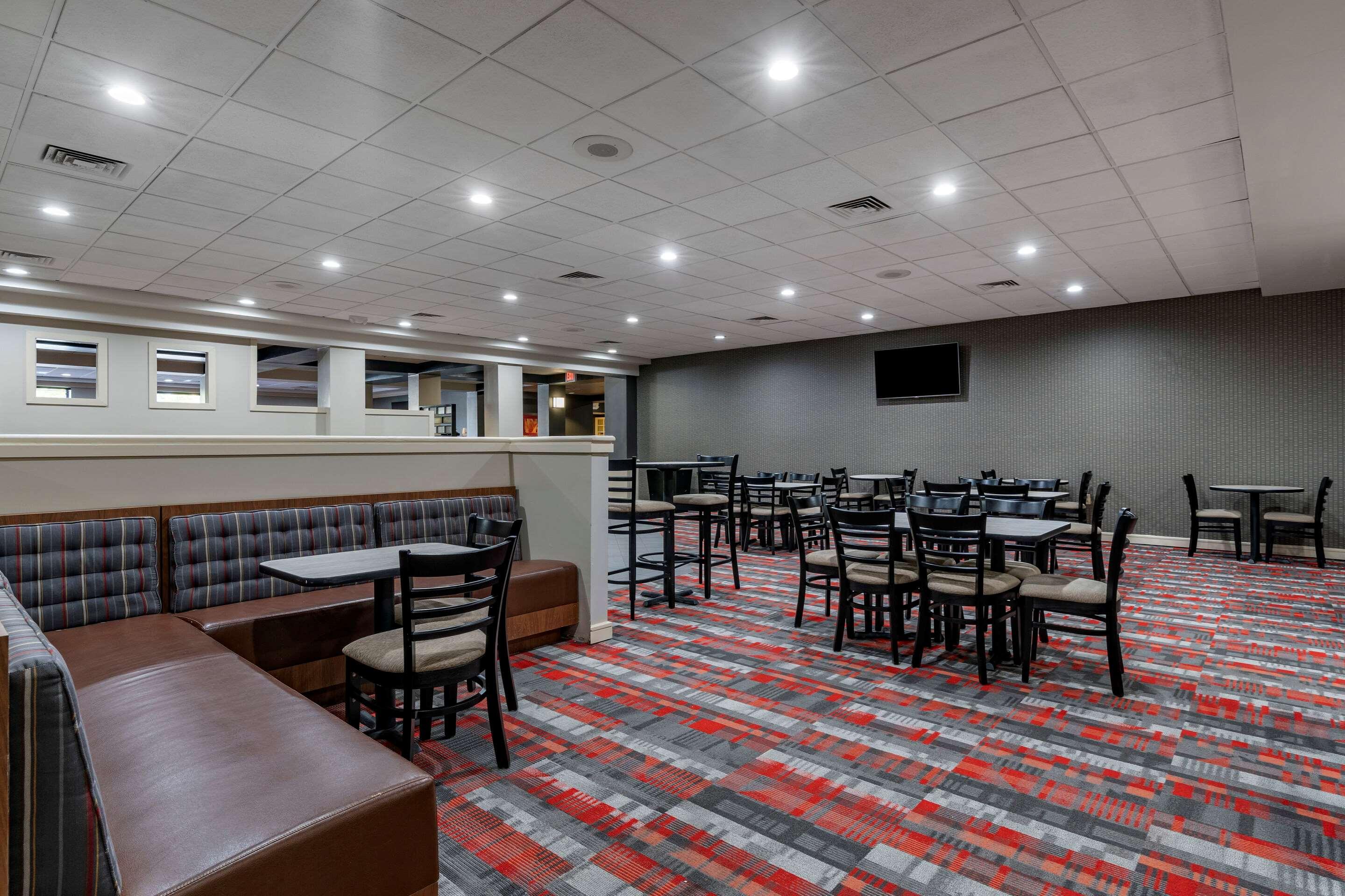 Mainstay Suites (Lexington-KY)