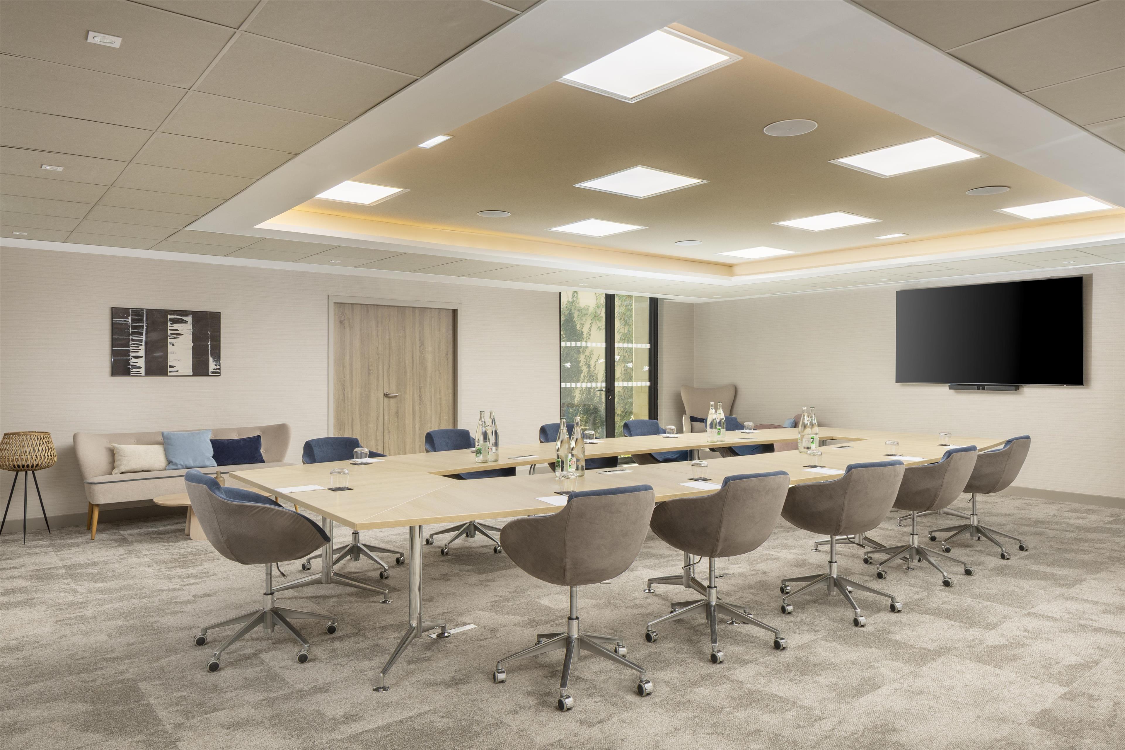 Hilton Garden Inn Paris La Villette - attēls