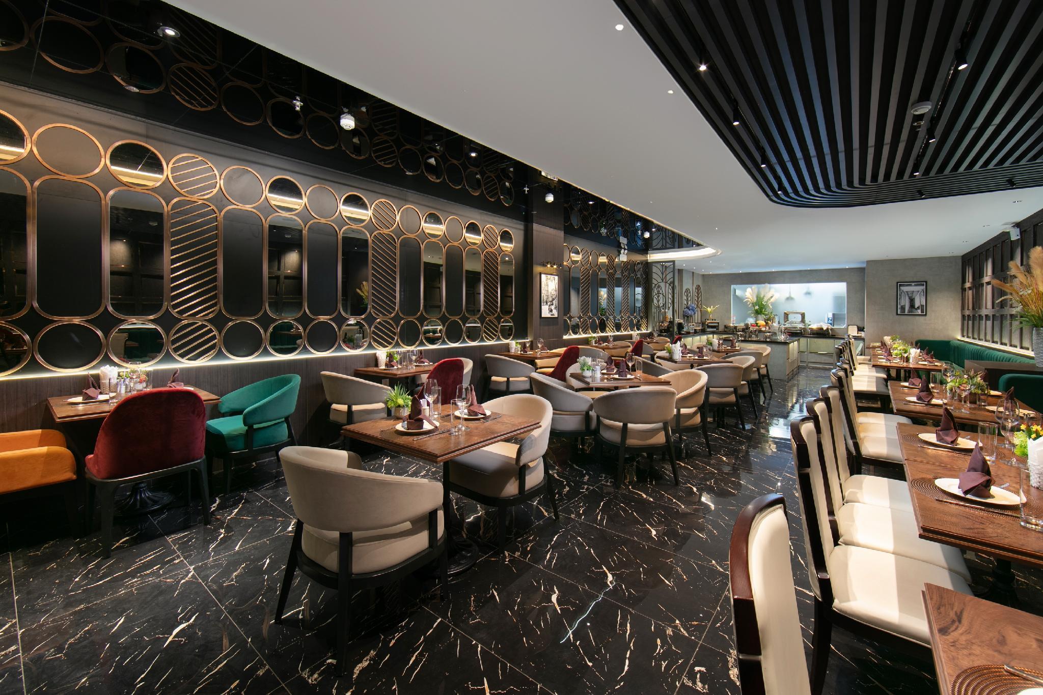 May De Ville Premier Hotel & Spa