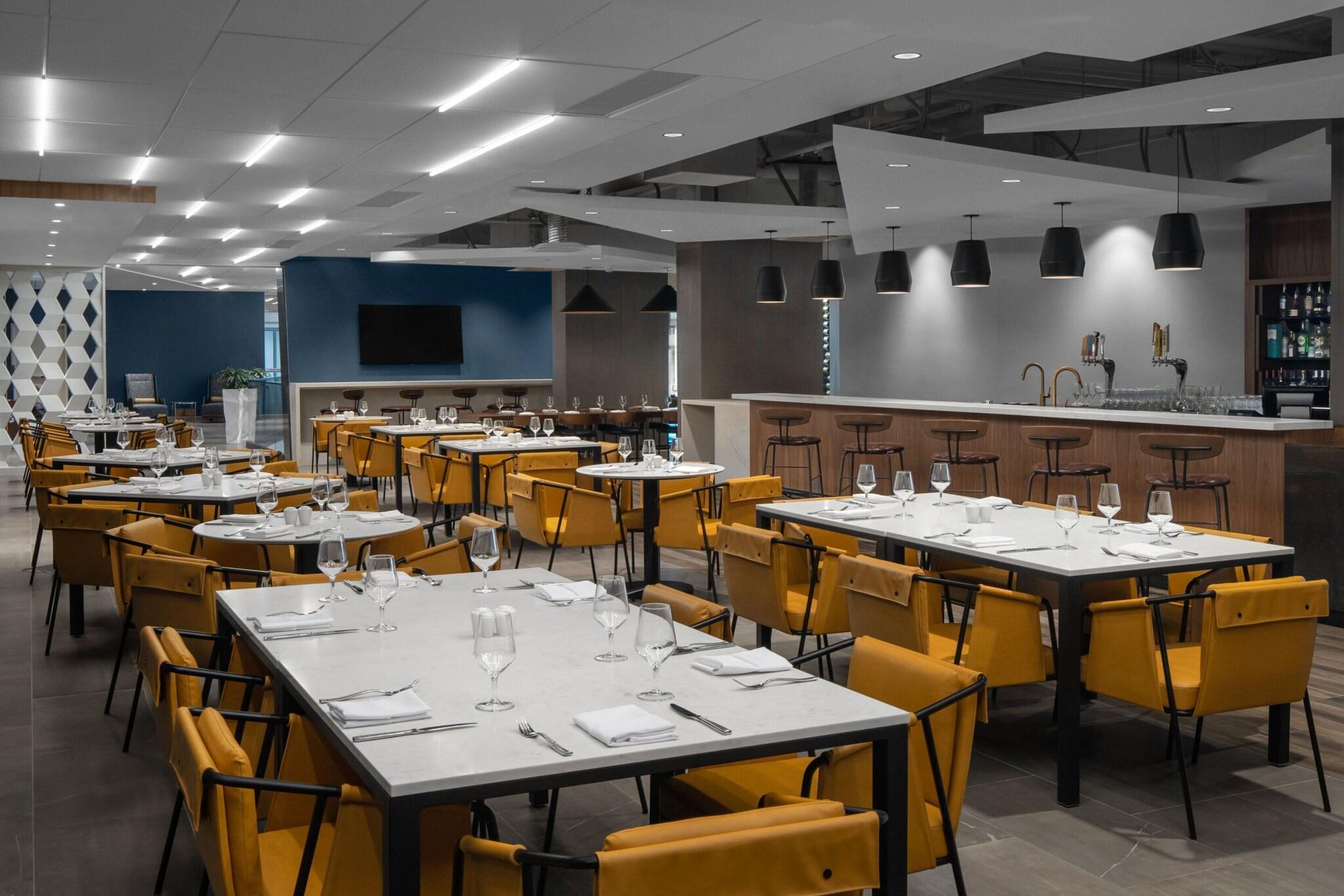 Courtyard By Marriott Calgary Downtown