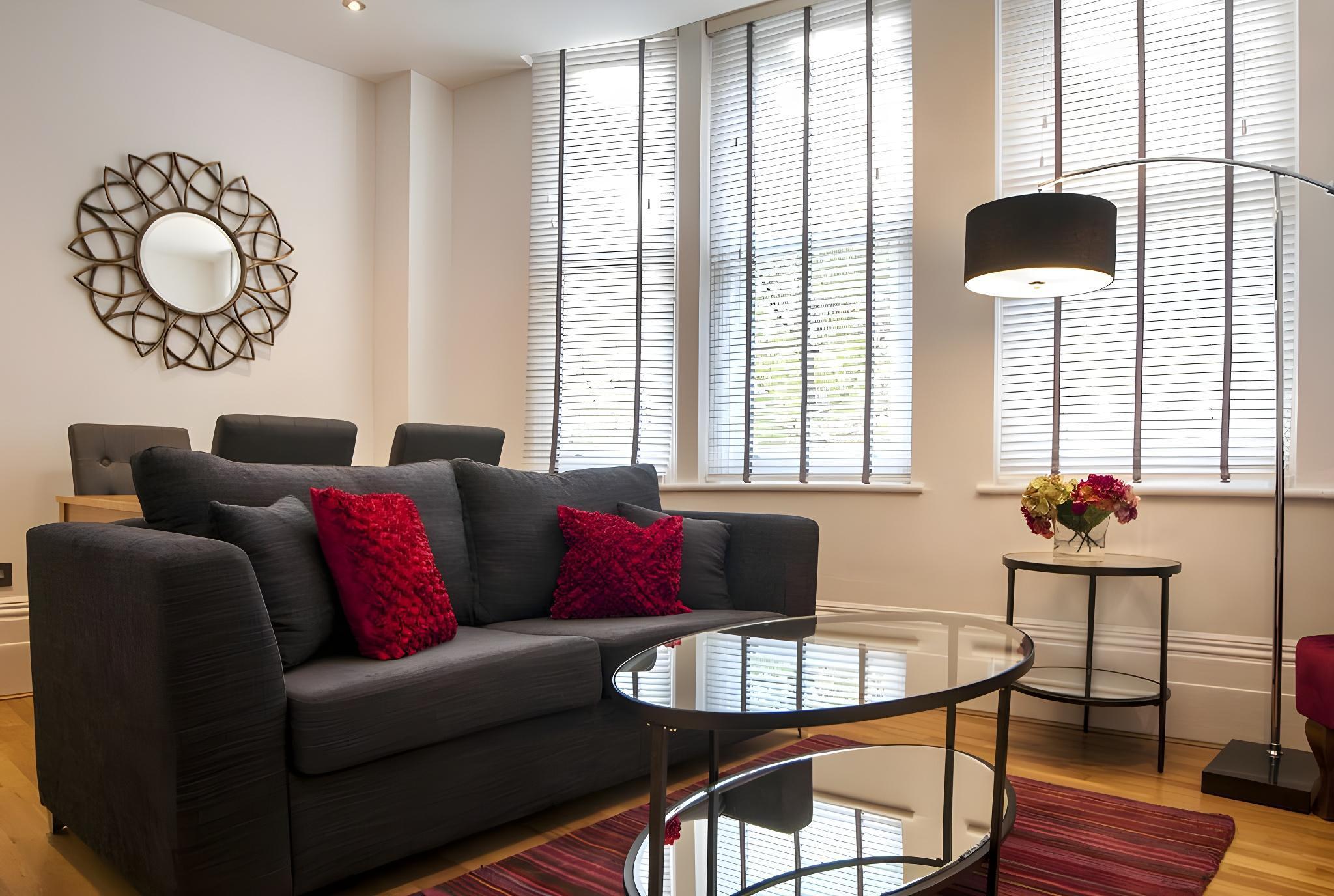 Exterior & Views 2, Garrick Mansions By Q Apartments, London