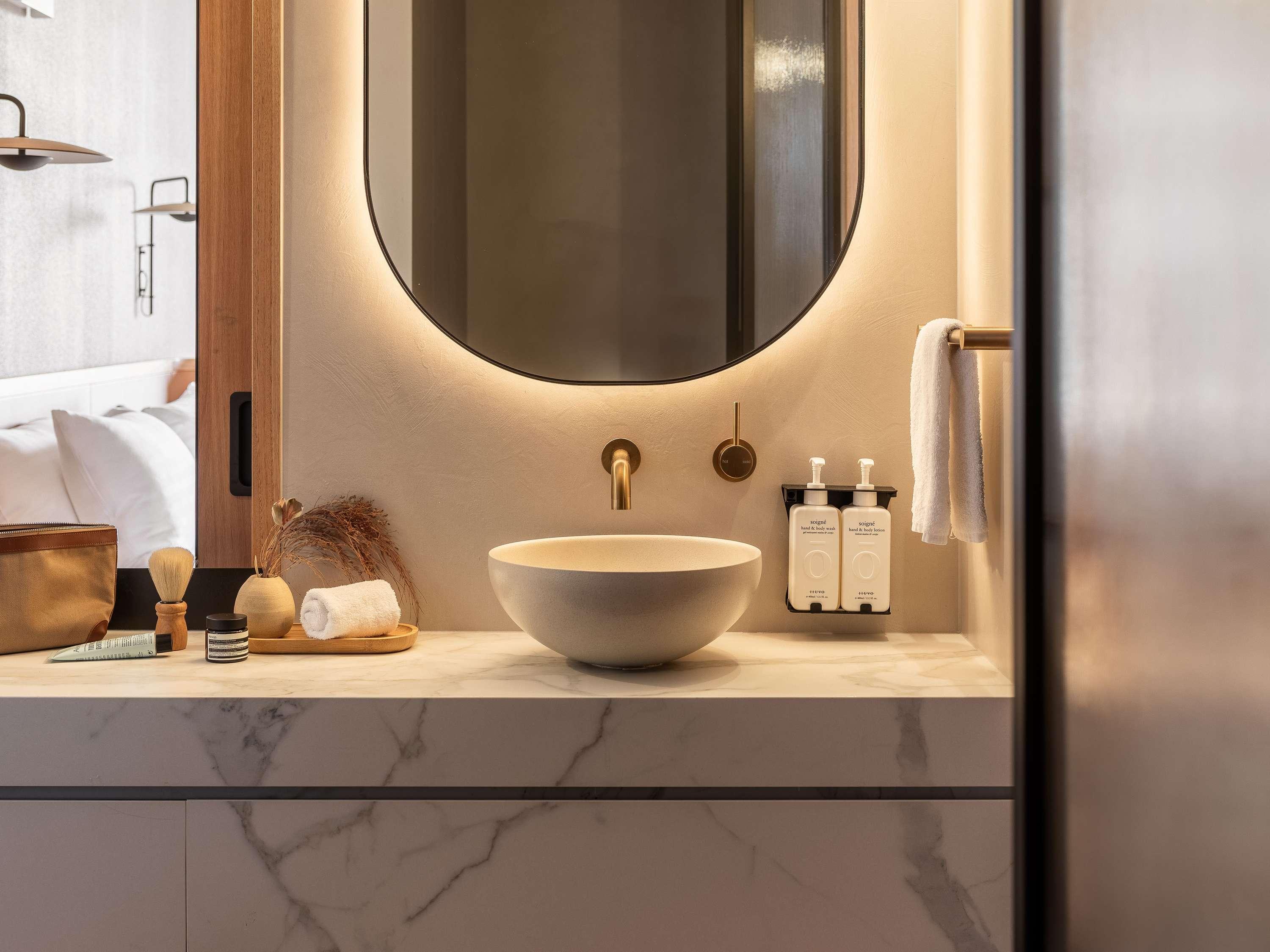 Wonil Hotel Perth - Handwritten Collection by null