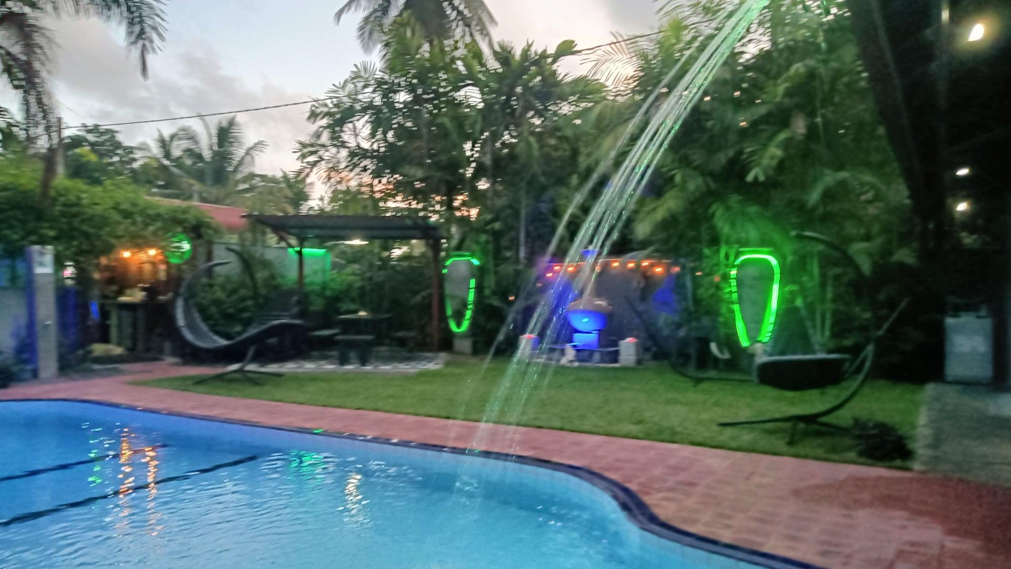 Palms Villa