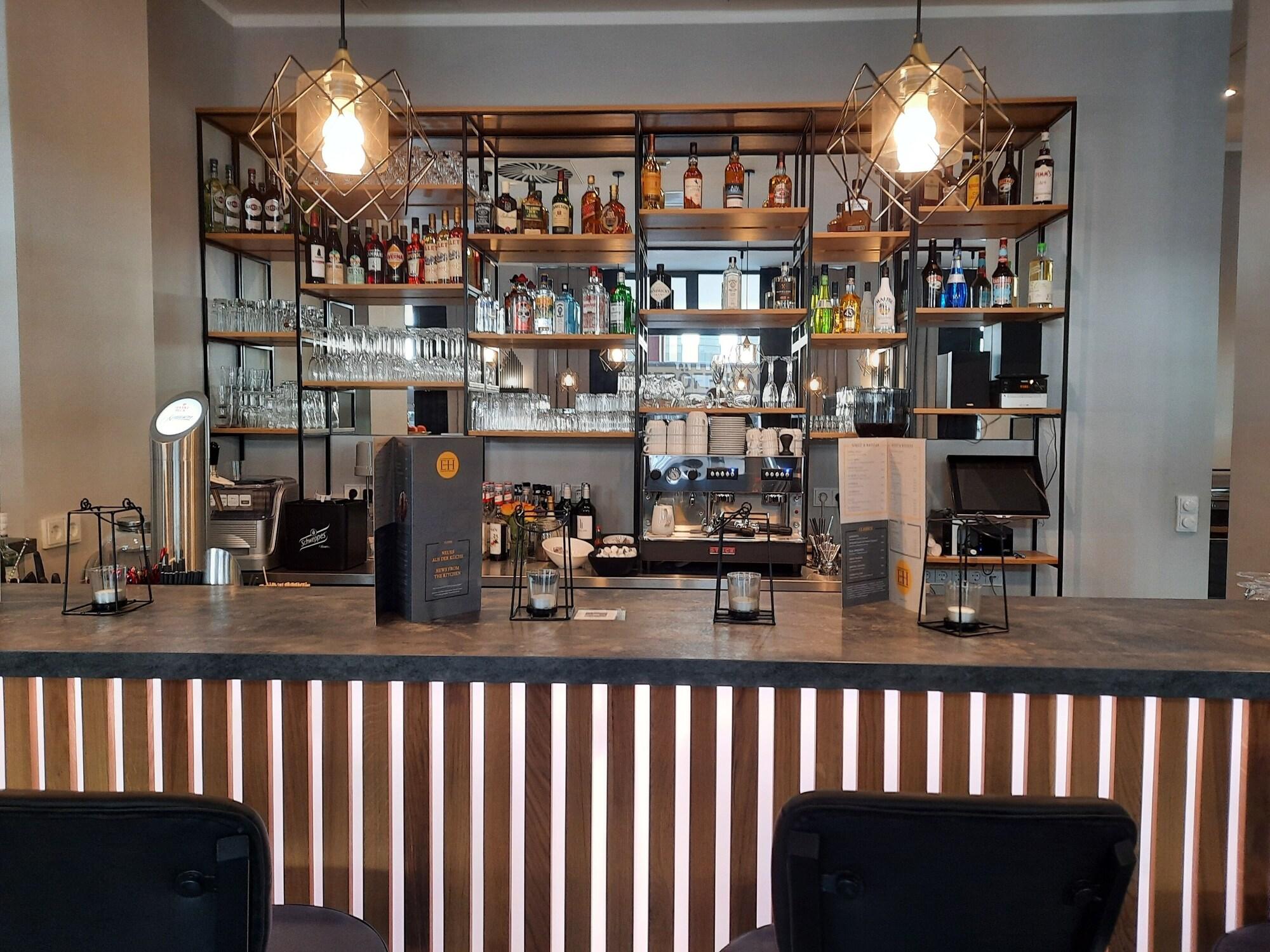 Elens Hotel