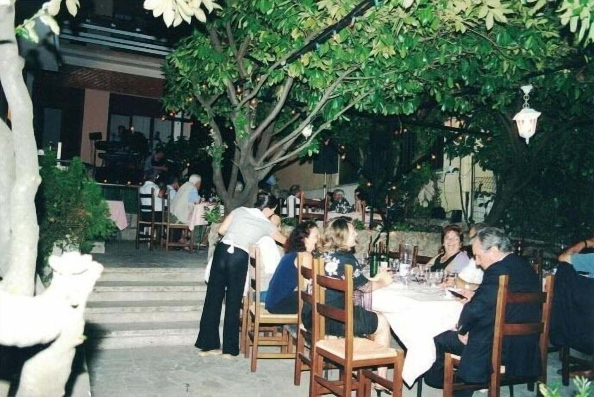Albergo La Perla Della Valle