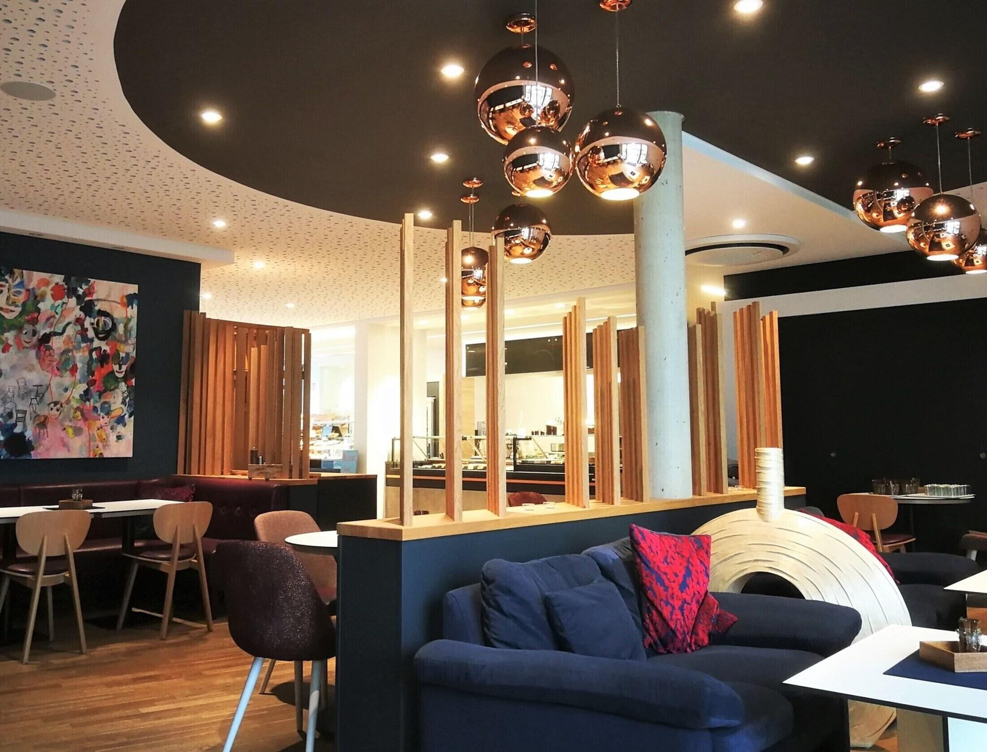 7 Hotel Boardinghouse
