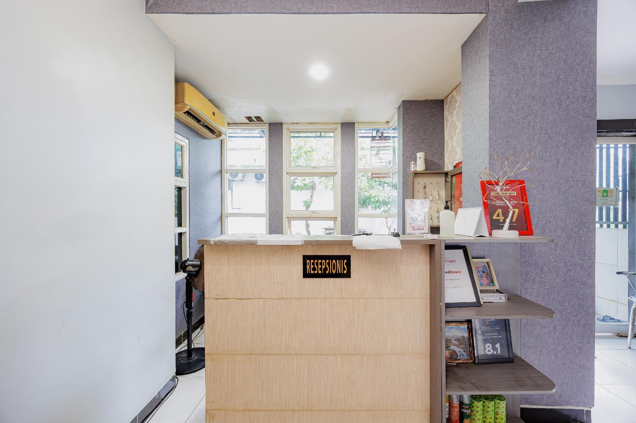 Reddoorz Near Jalan Adi Sucipto Solo