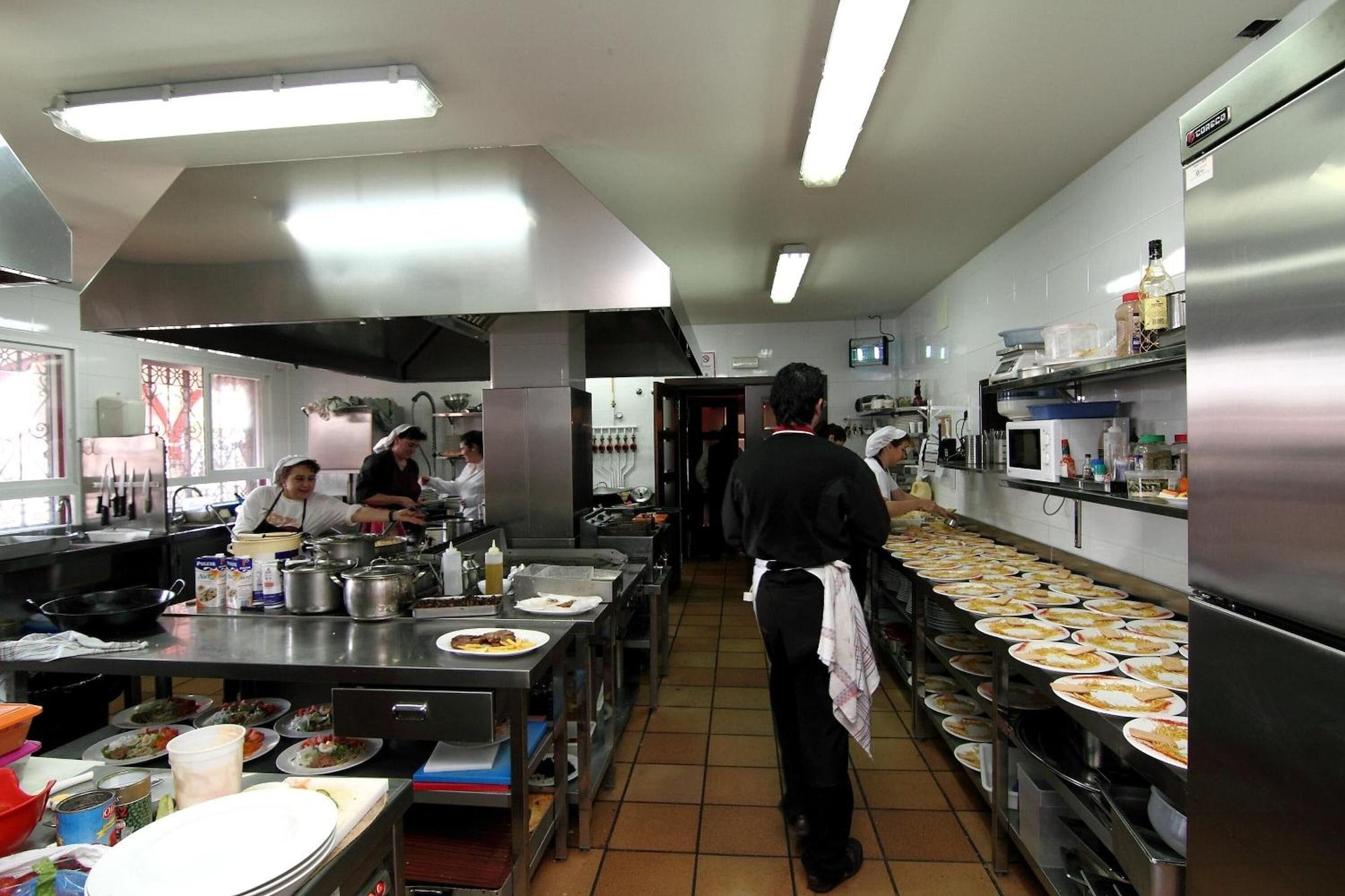 Hostal La Bartola