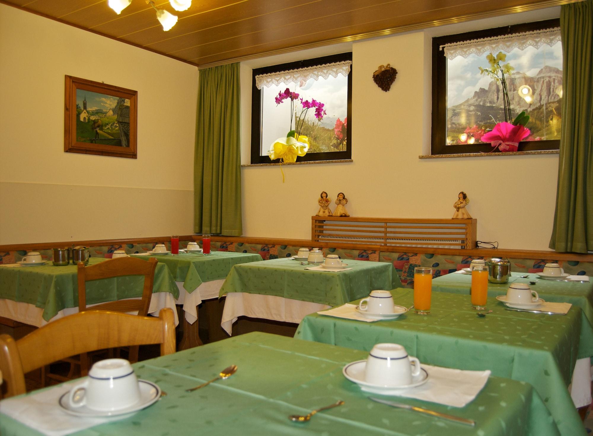 Hotel Garna Ciamorc