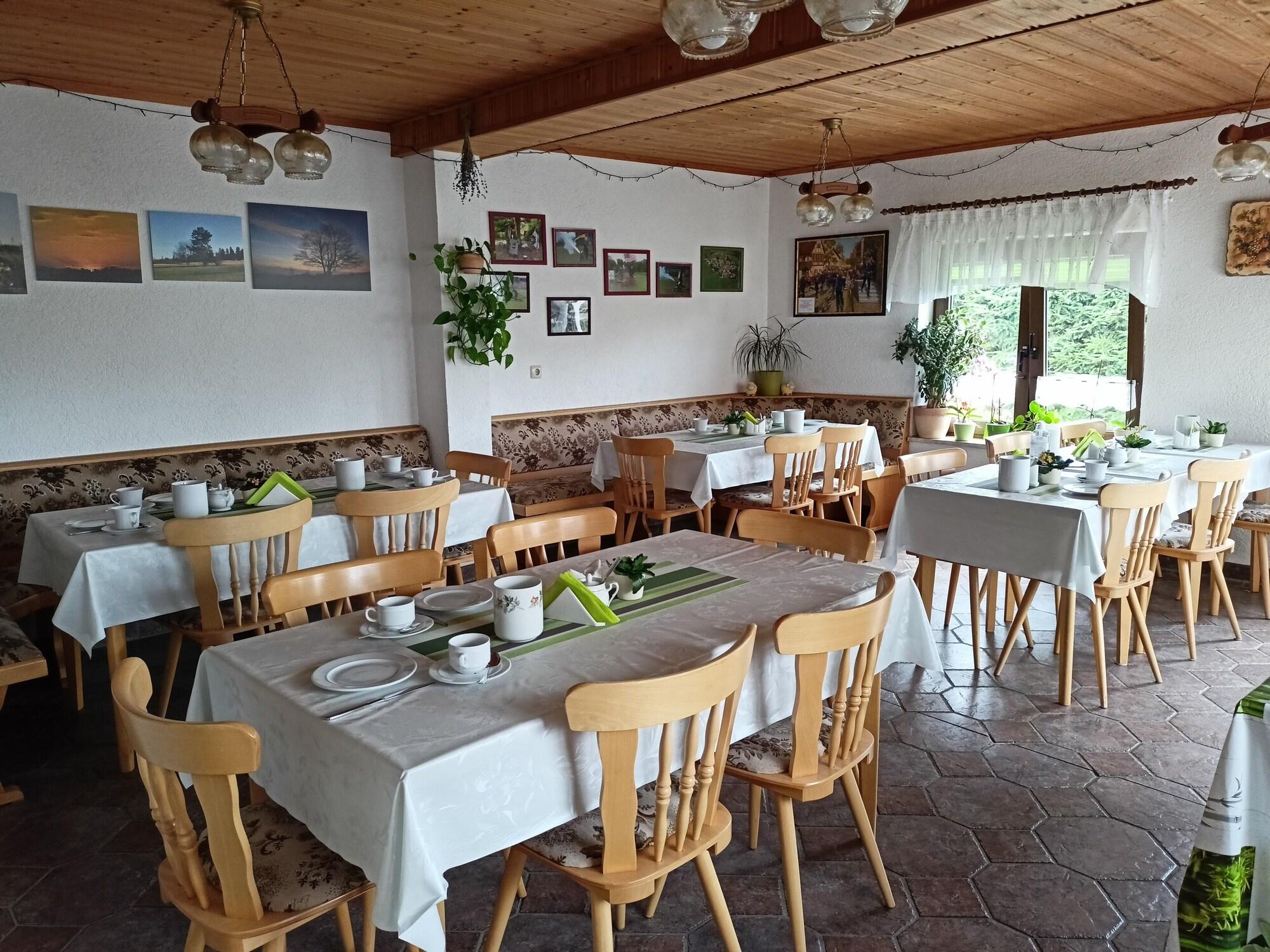 Pension Dreila Ndereck