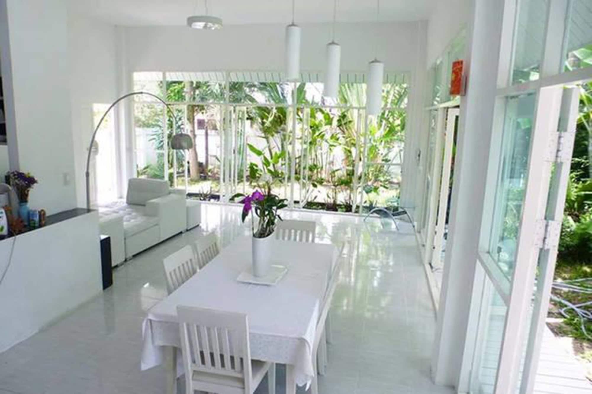 Franjipani Home
