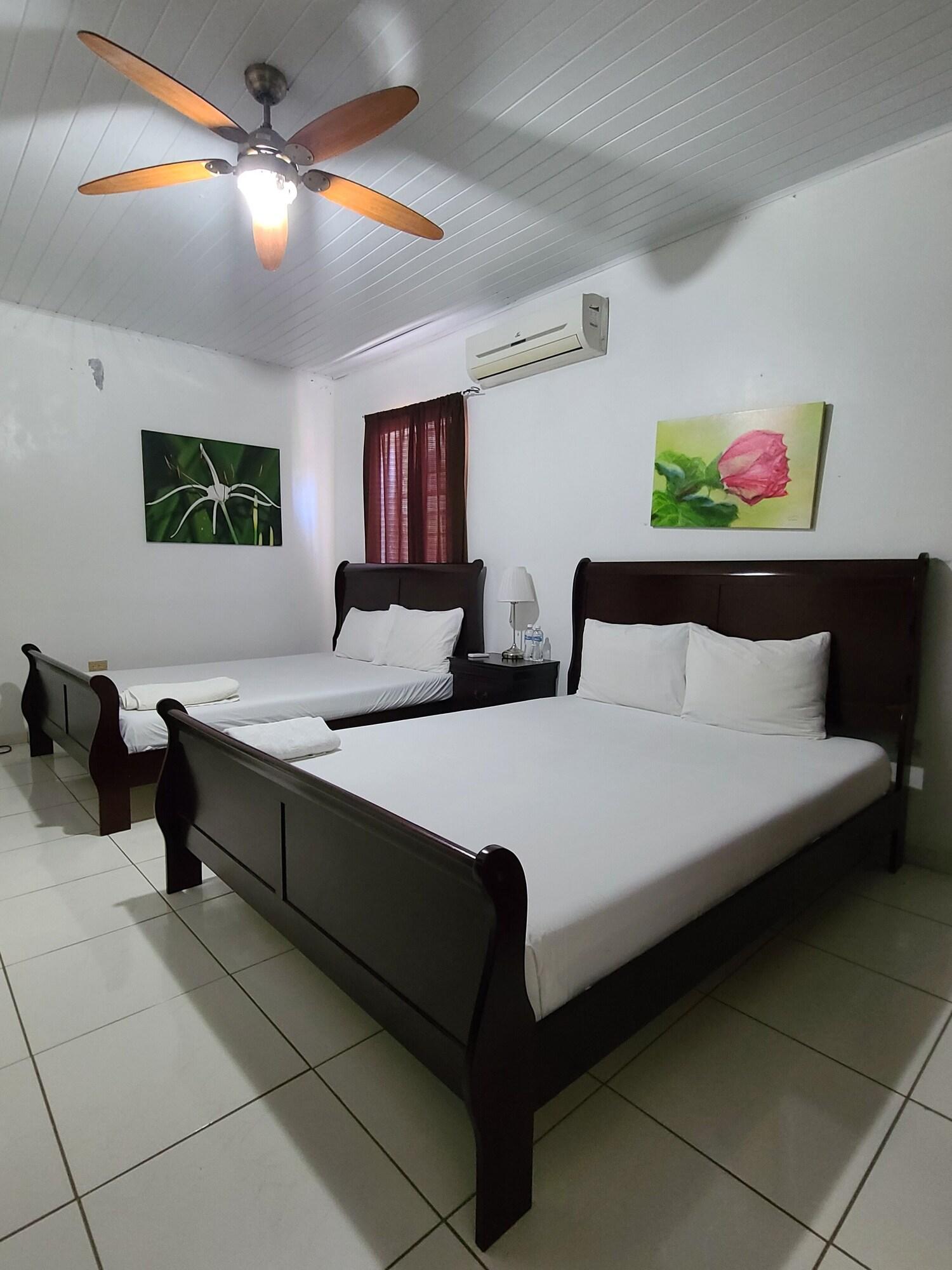 Habitation des Lauriers - Hotel in le Cap-Haïtien, le Cap-Haïtien |  Reviews, Photos \u0026 Information on Postcard, image size:1500x2000